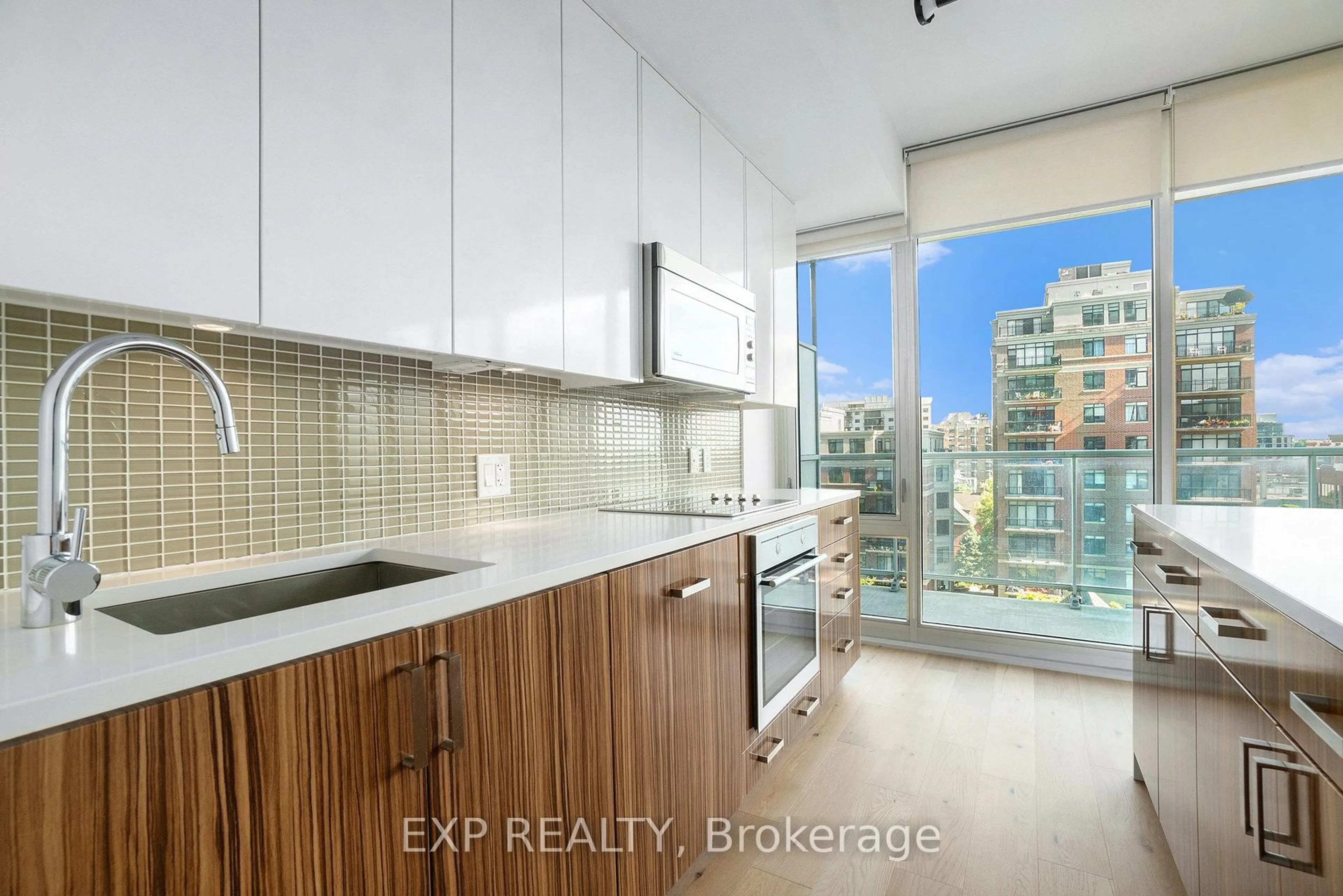 Standard kitchen, ceramic/tile floor for 300 Lisgar St #707, Ottawa Ontario K2P 0E2
