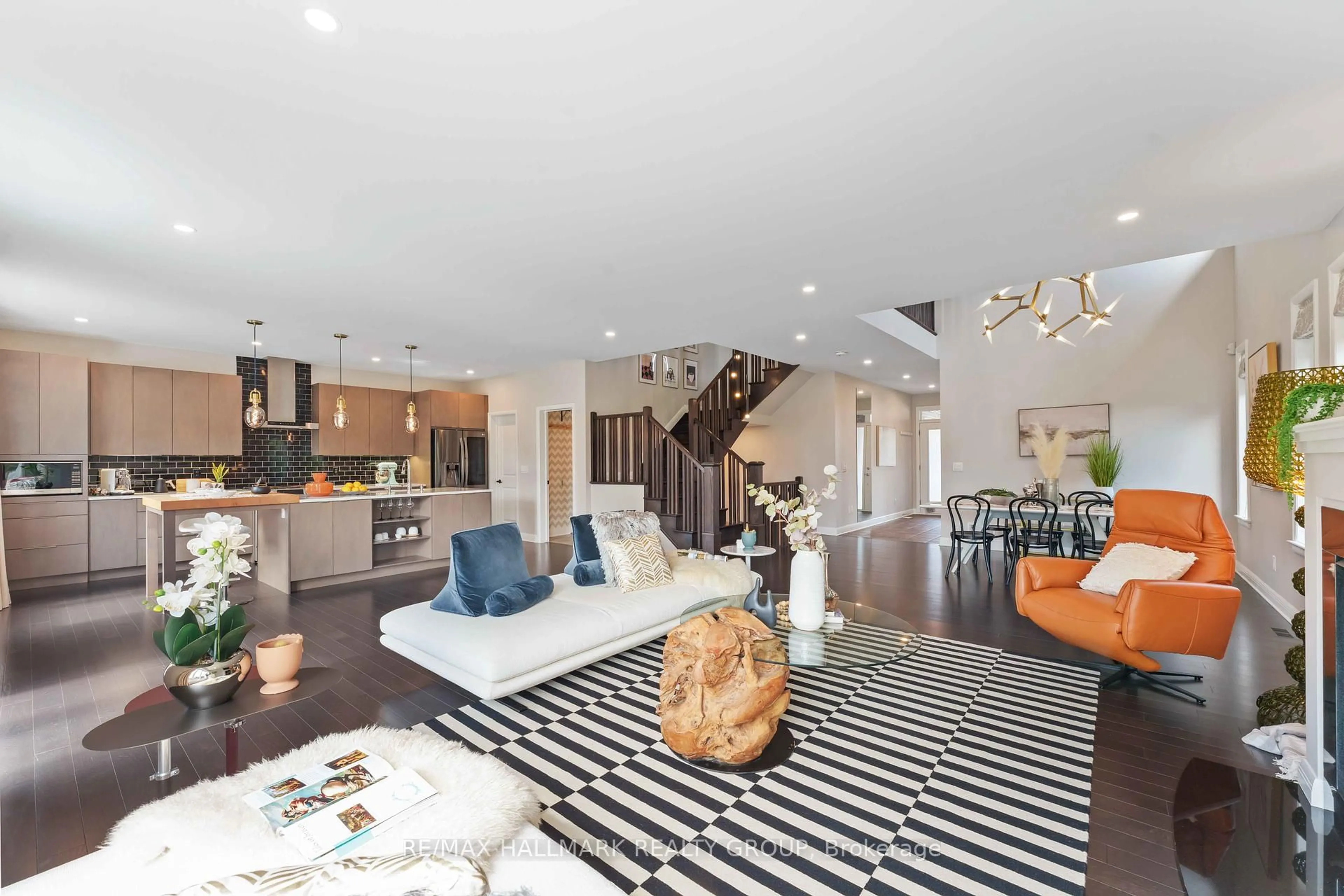 Open concept kitchen, unknown for 155 Escarpment Cres, Ottawa Ontario K2T 0L9