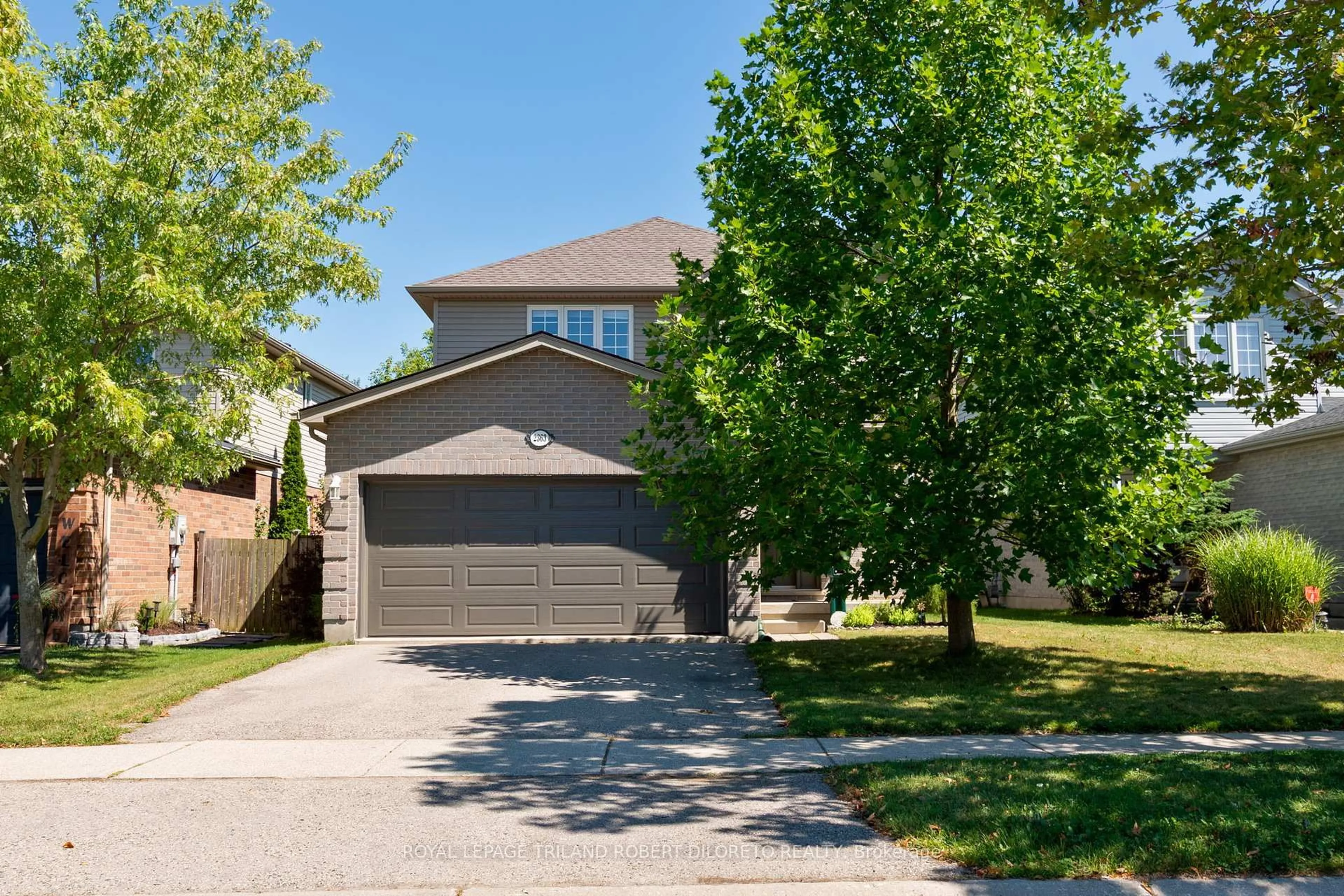 Unknown for 2363 Meadowgate Blvd, London South Ontario N6M 1L7