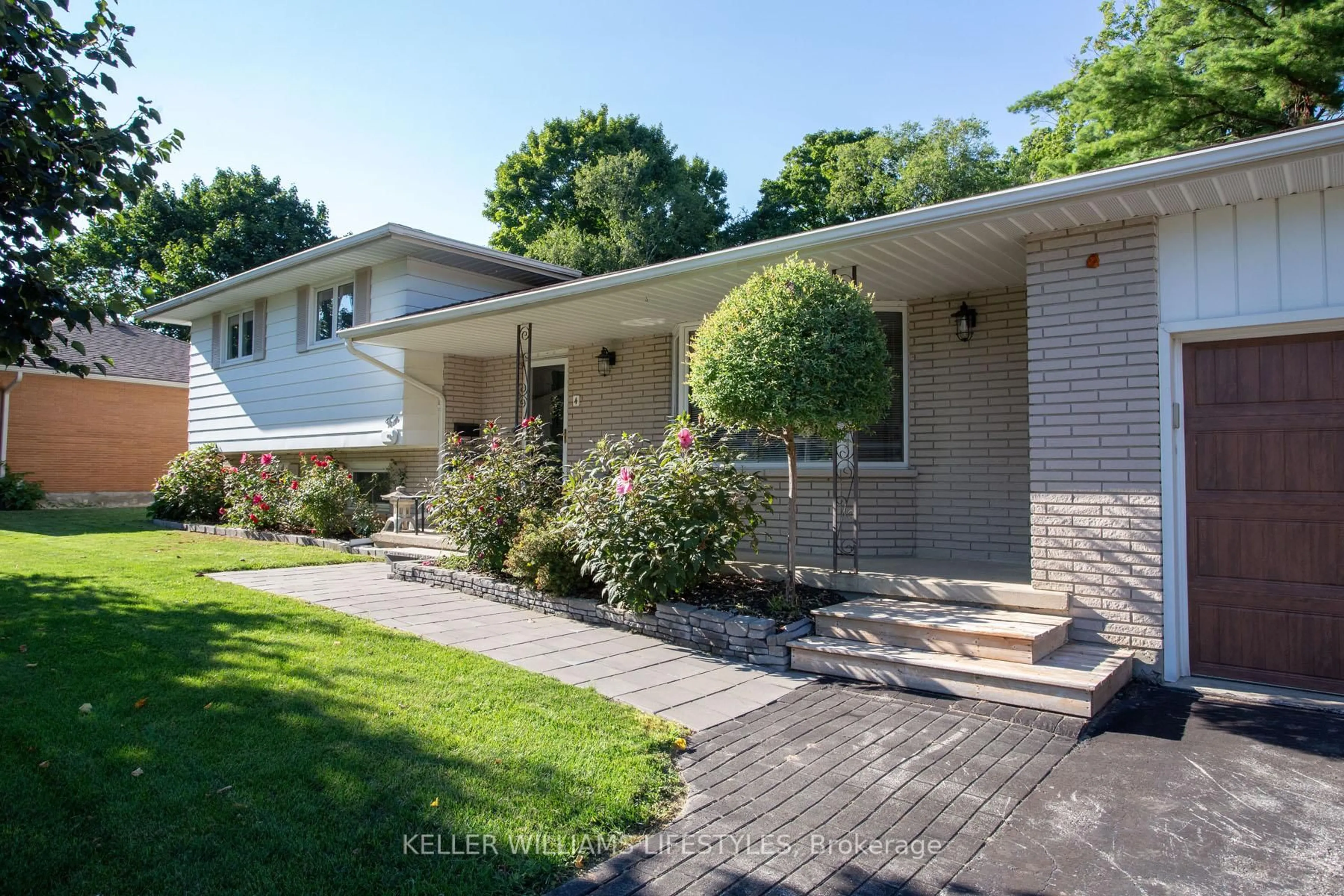 Home with brick exterior material, street for 4 Burdock Crt, Tillsonburg Ontario N4G 2P8