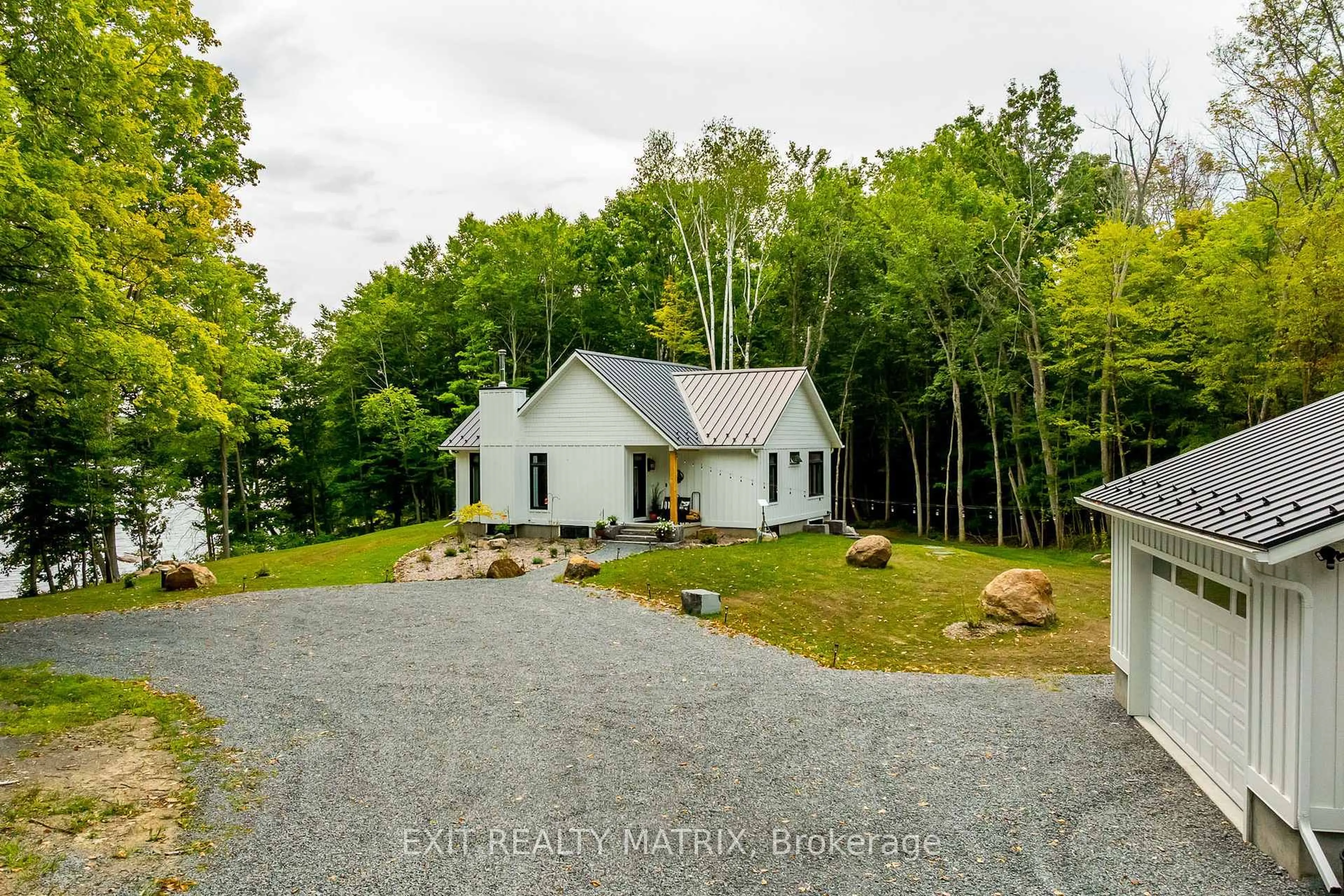 A pic from outside/outdoor area/front of a property/back of a property/a pic from drone, unknown for 26 Whiskey Point Lane, Godfrey Ontario K0H 1T0