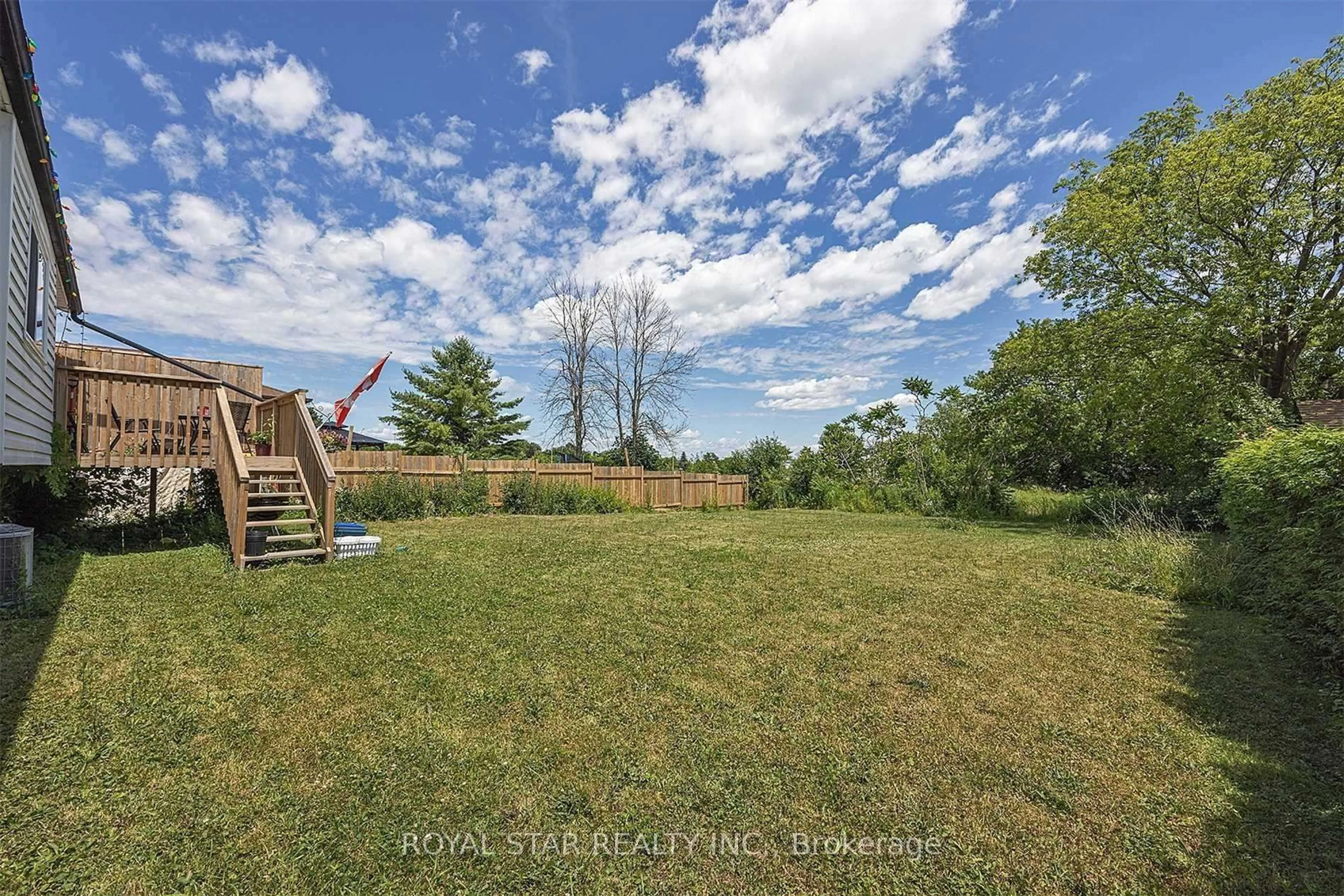 A pic from outside/outdoor area/front of a property/back of a property/a pic from drone, water/lake/river/ocean view for 181 Wilson St, Kingston Ontario K7K 5Y1