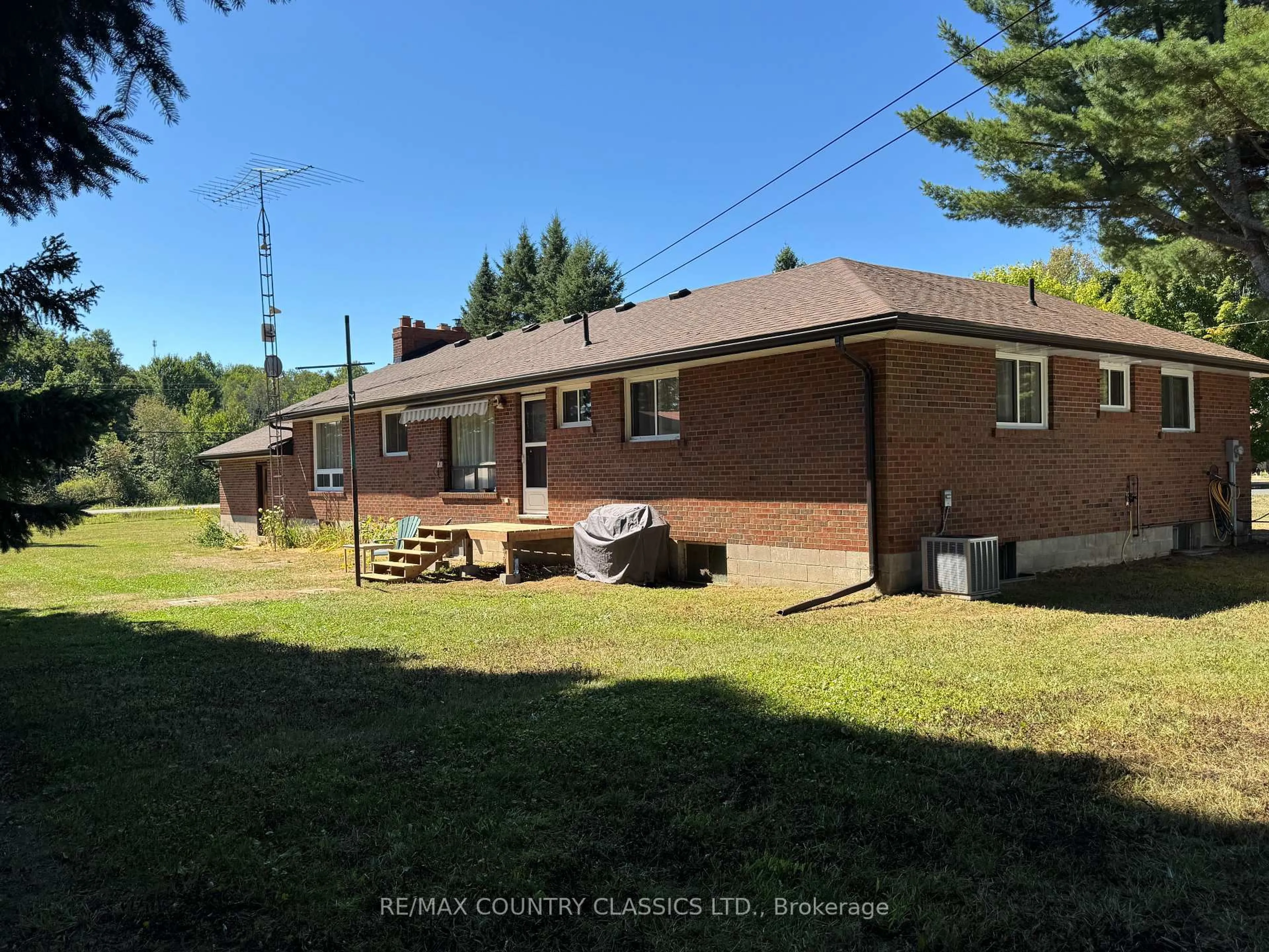 A pic from outside/outdoor area/front of a property/back of a property/a pic from drone, unknown for 1012 Clement Lake Rd, Highlands East Ontario K0L 3C0