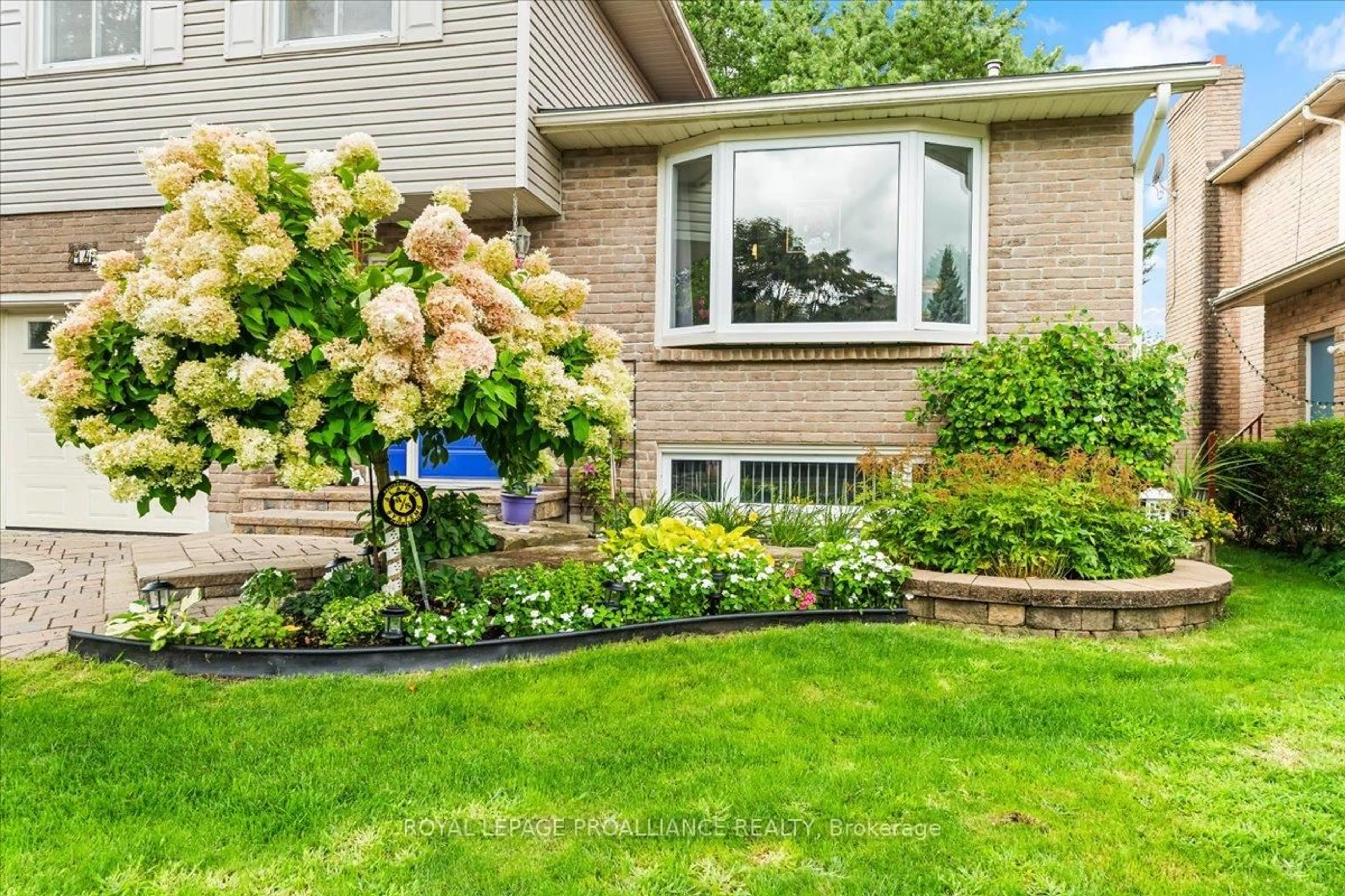 Unknown for 14 Brimley Crt, Belleville Ontario K8N 5L5