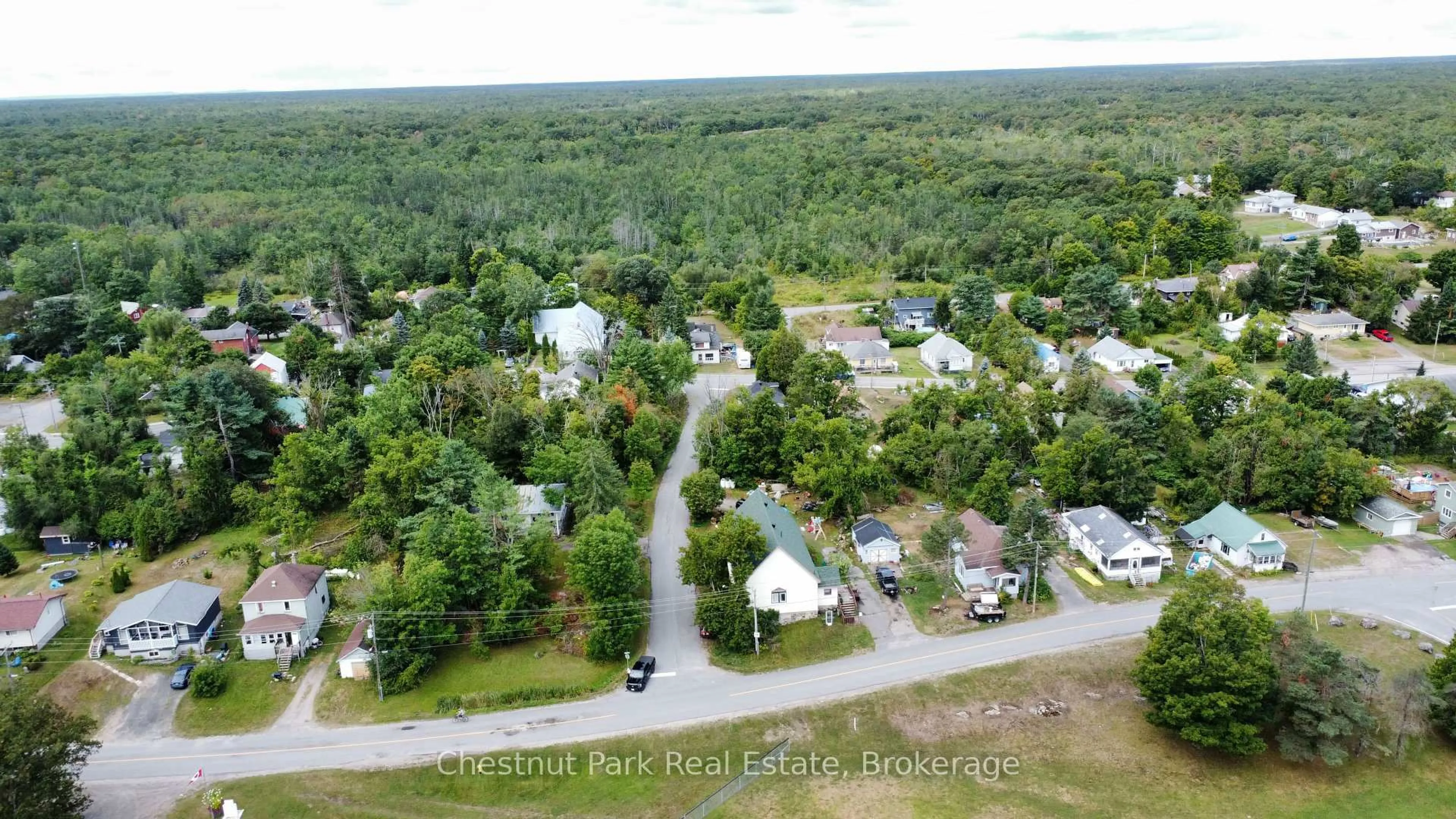 A pic from outside/outdoor area/front of a property/back of a property/a pic from drone, unknown for 35 MUSKOKA Rd, Georgian Bay Ontario P0C 1H0