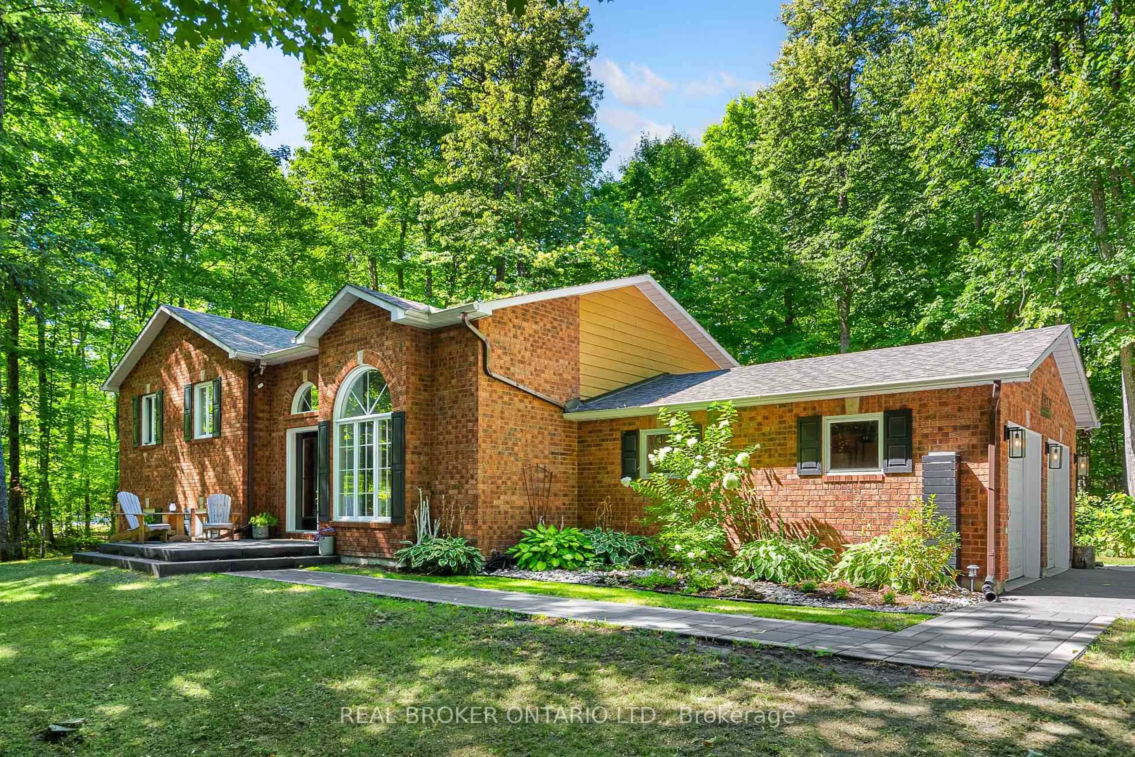 Home with brick exterior material, unknown for 152 MOCKINGBIRD Lane, Ashton Ontario K0A 1B0