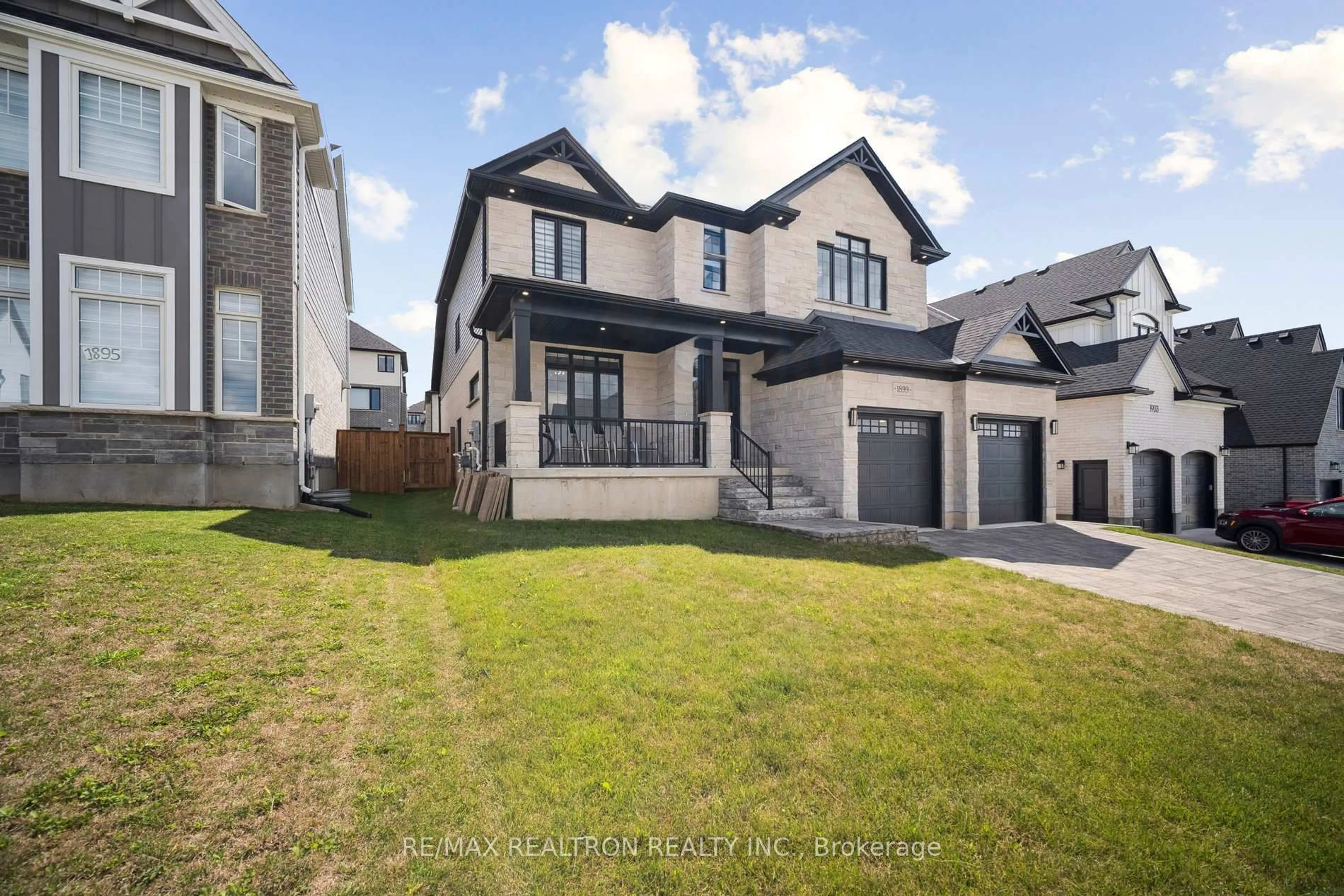 A pic from outside/outdoor area/front of a property/back of a property/a pic from drone, street for 1899 Boadwalk Way, London South Ontario N6K 0A5