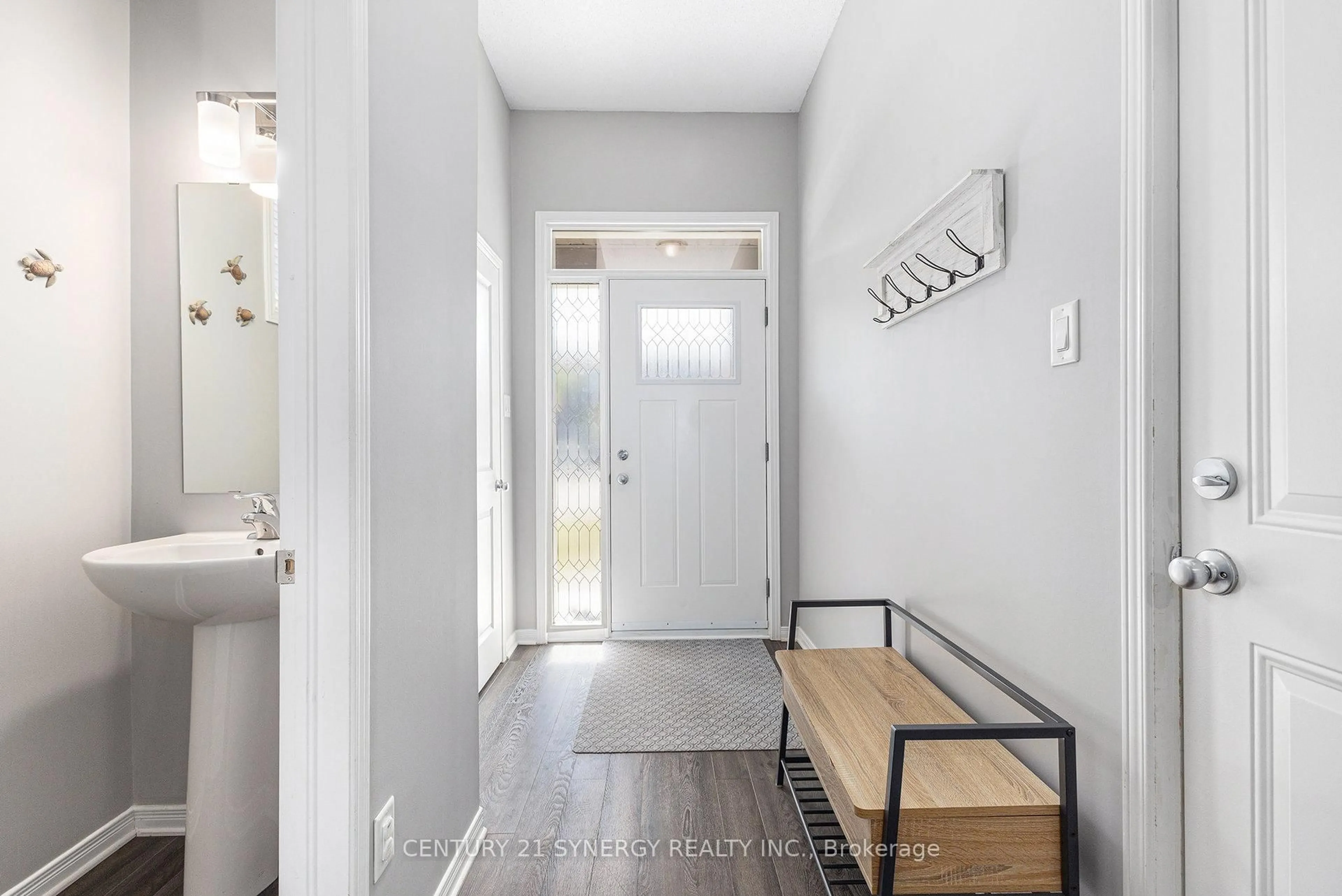 Indoor entryway for 63 Stokes Dr, Carleton Place Ontario K7C 0J6