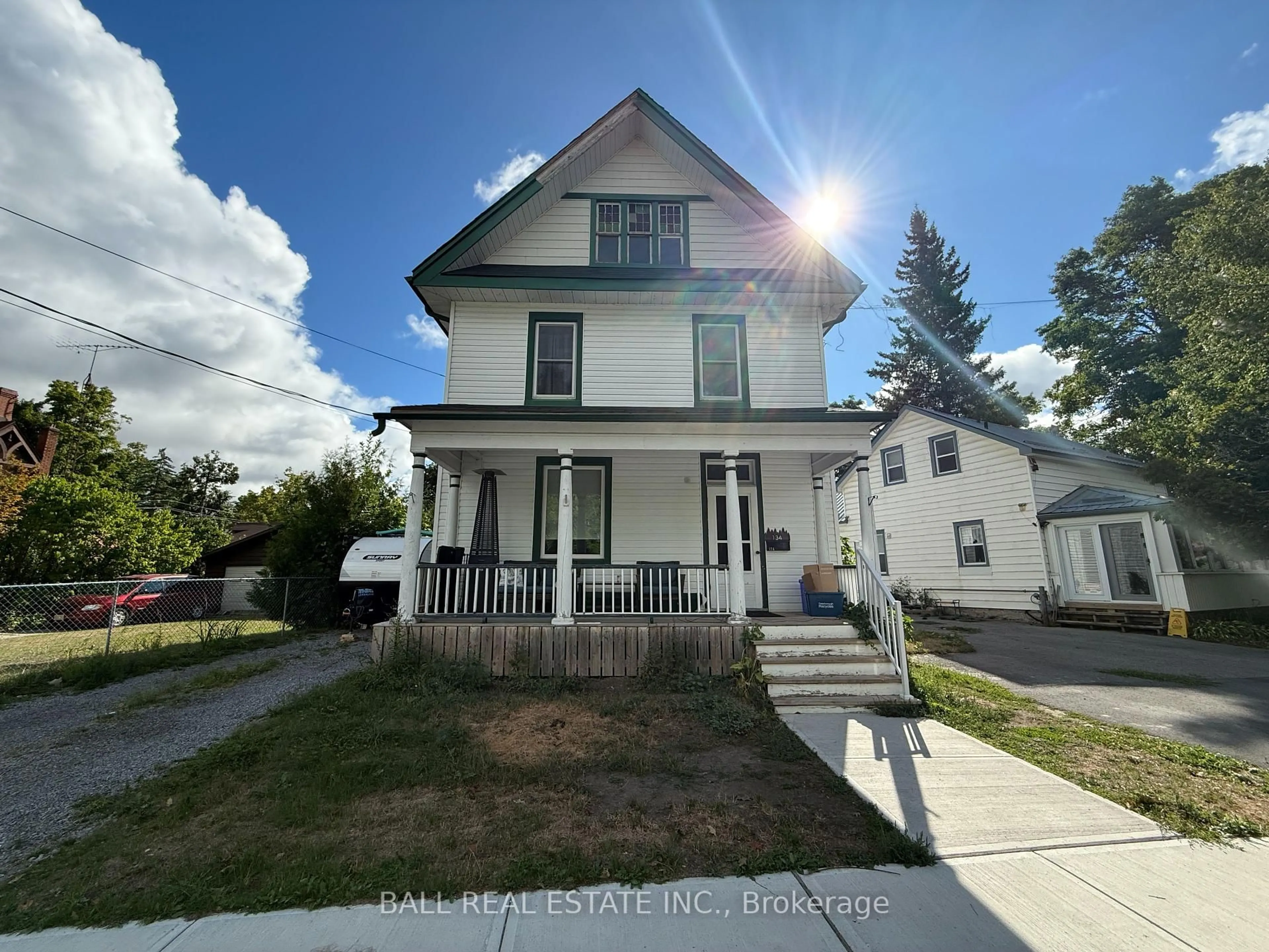 A pic from outside/outdoor area/front of a property/back of a property/a pic from drone, street for 134 Water St, Selwyn Ontario K0L 2H0