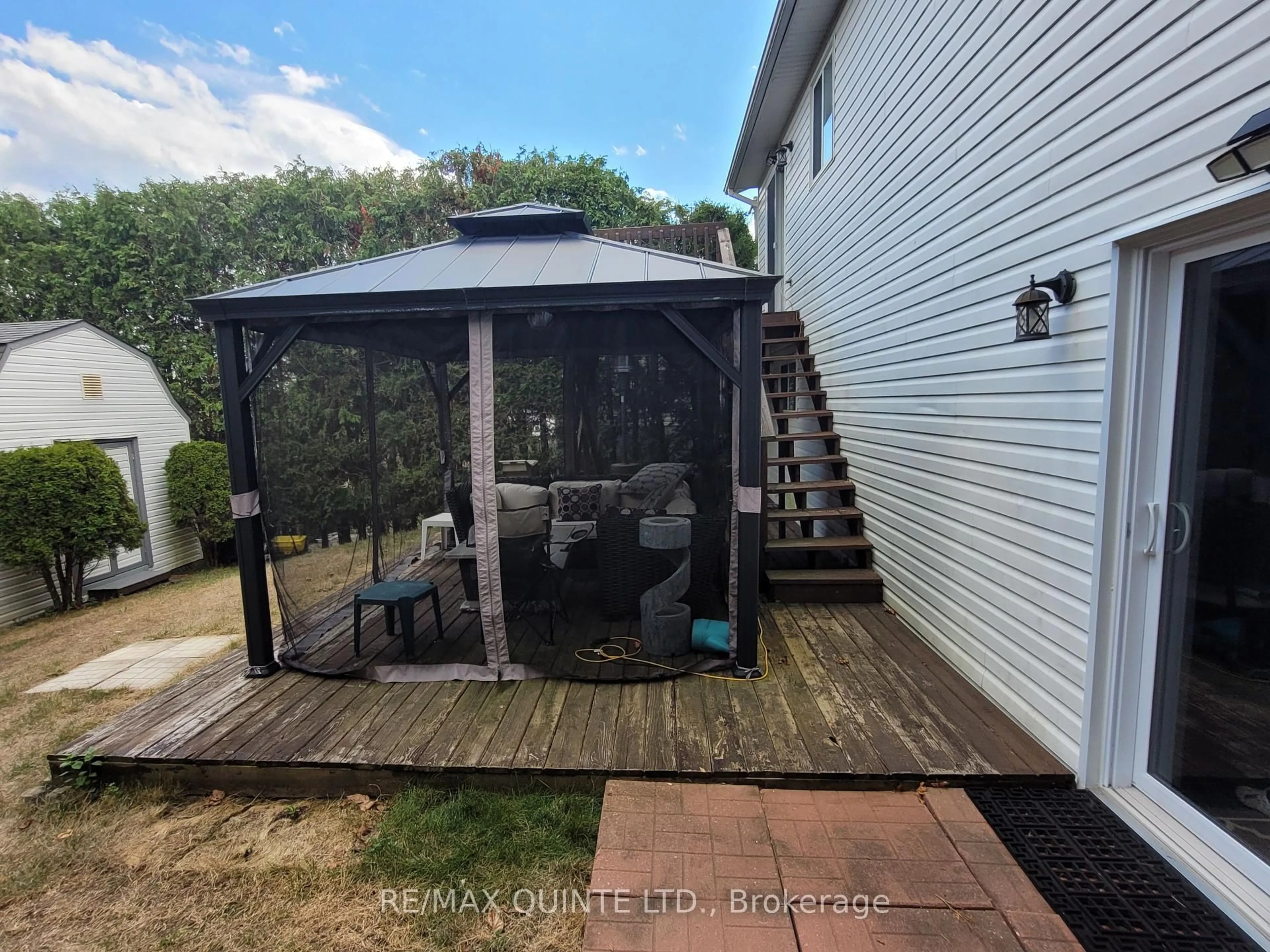 Unknown for 107 University Ave, Belleville Ontario K8N 4X4