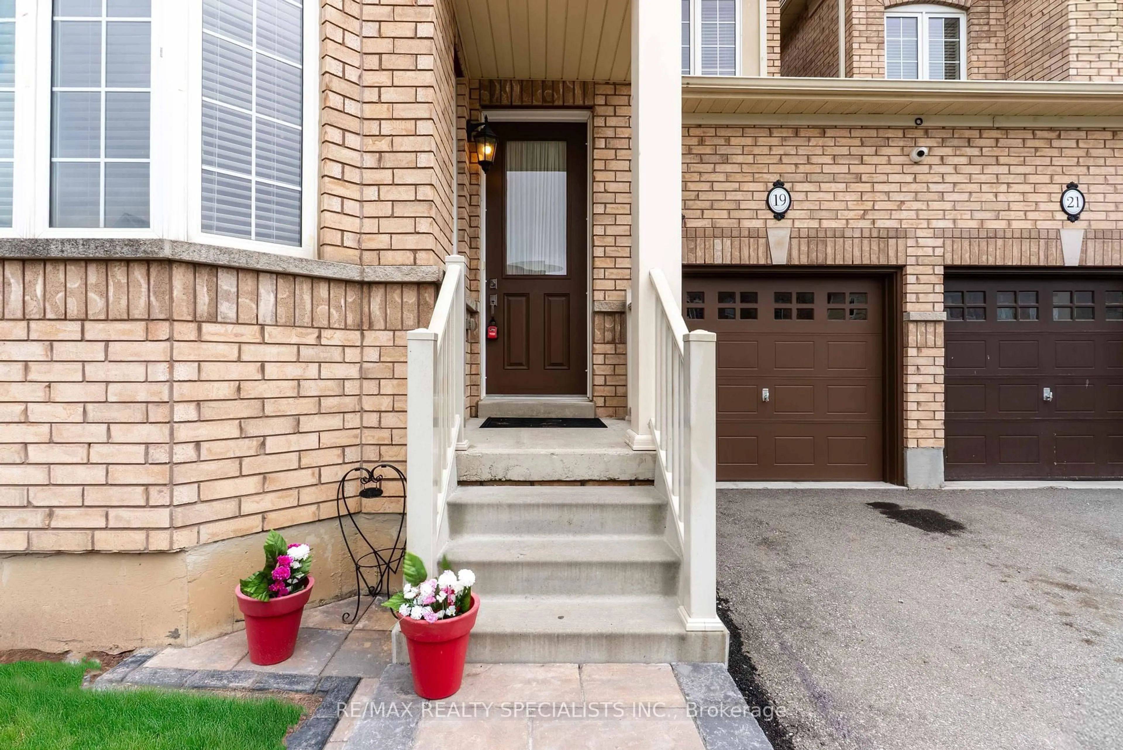 Unknown for 19 White Ash Rd, Thorold Ontario L2V 5G5