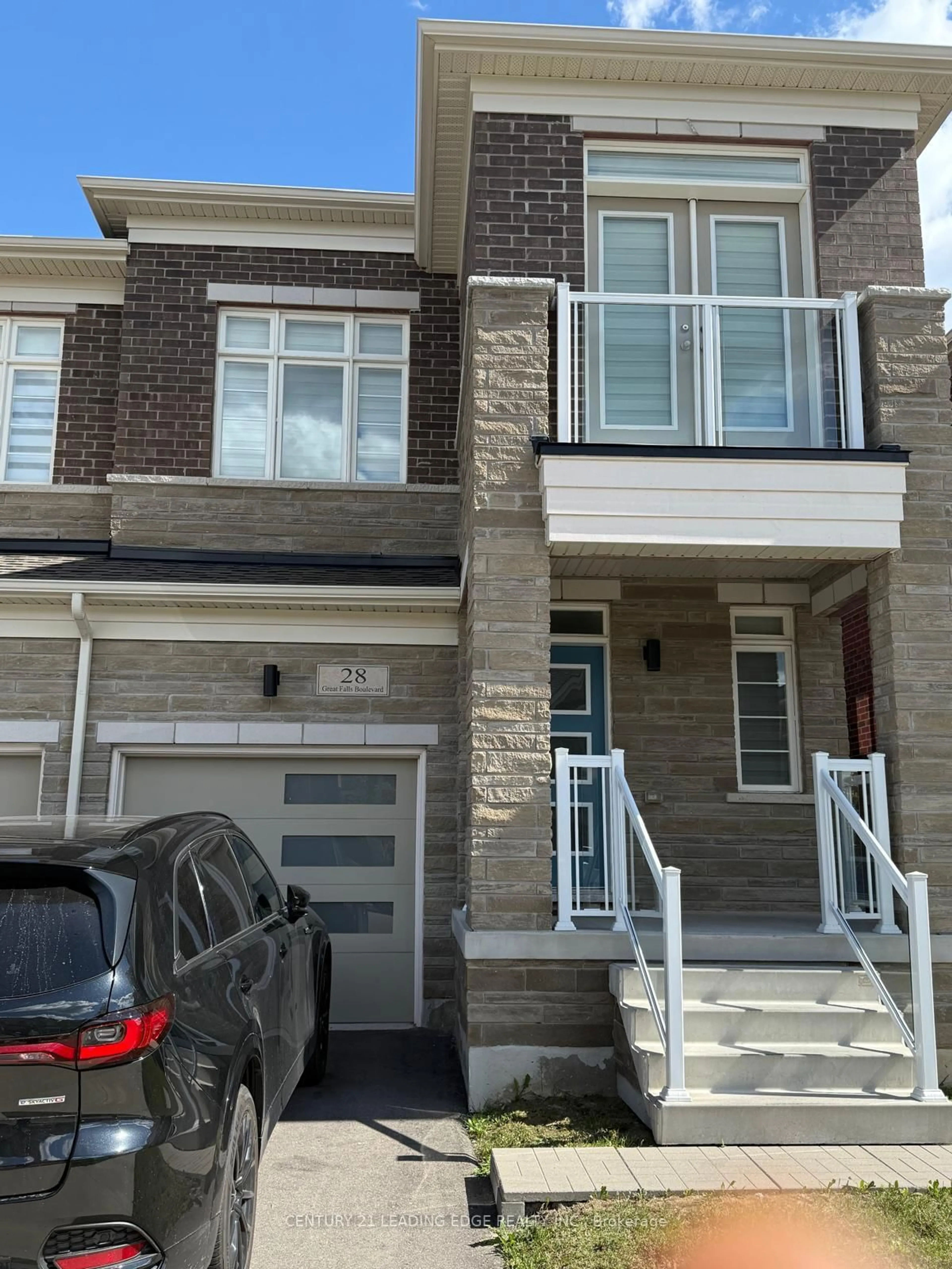 Home with brick exterior material, street for 28 Great Falls Blvd, Hamilton Ontario L8B 1X8
