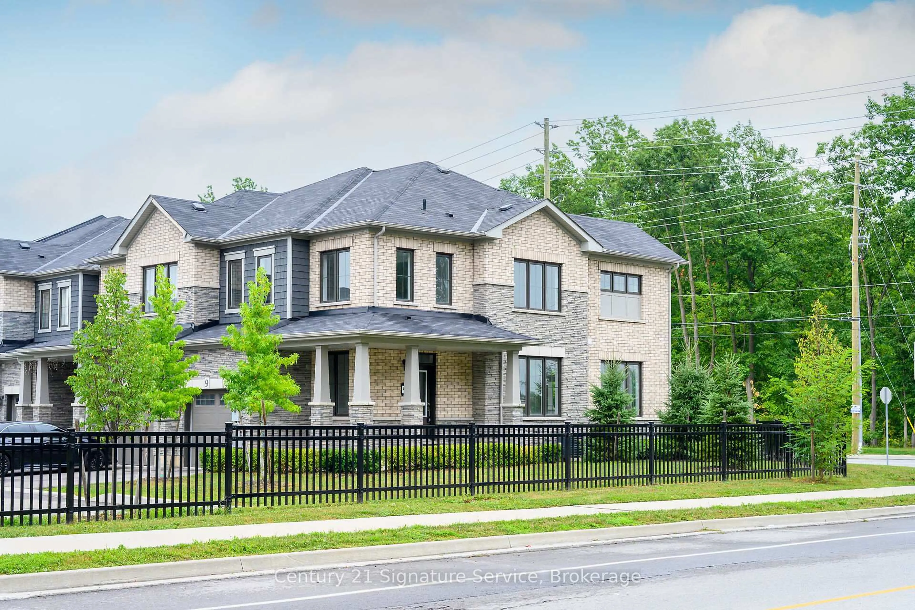 Home with brick exterior material, street for 8273 Tulip Tree Dr #9, Niagara Falls Ontario L2H 3S8
