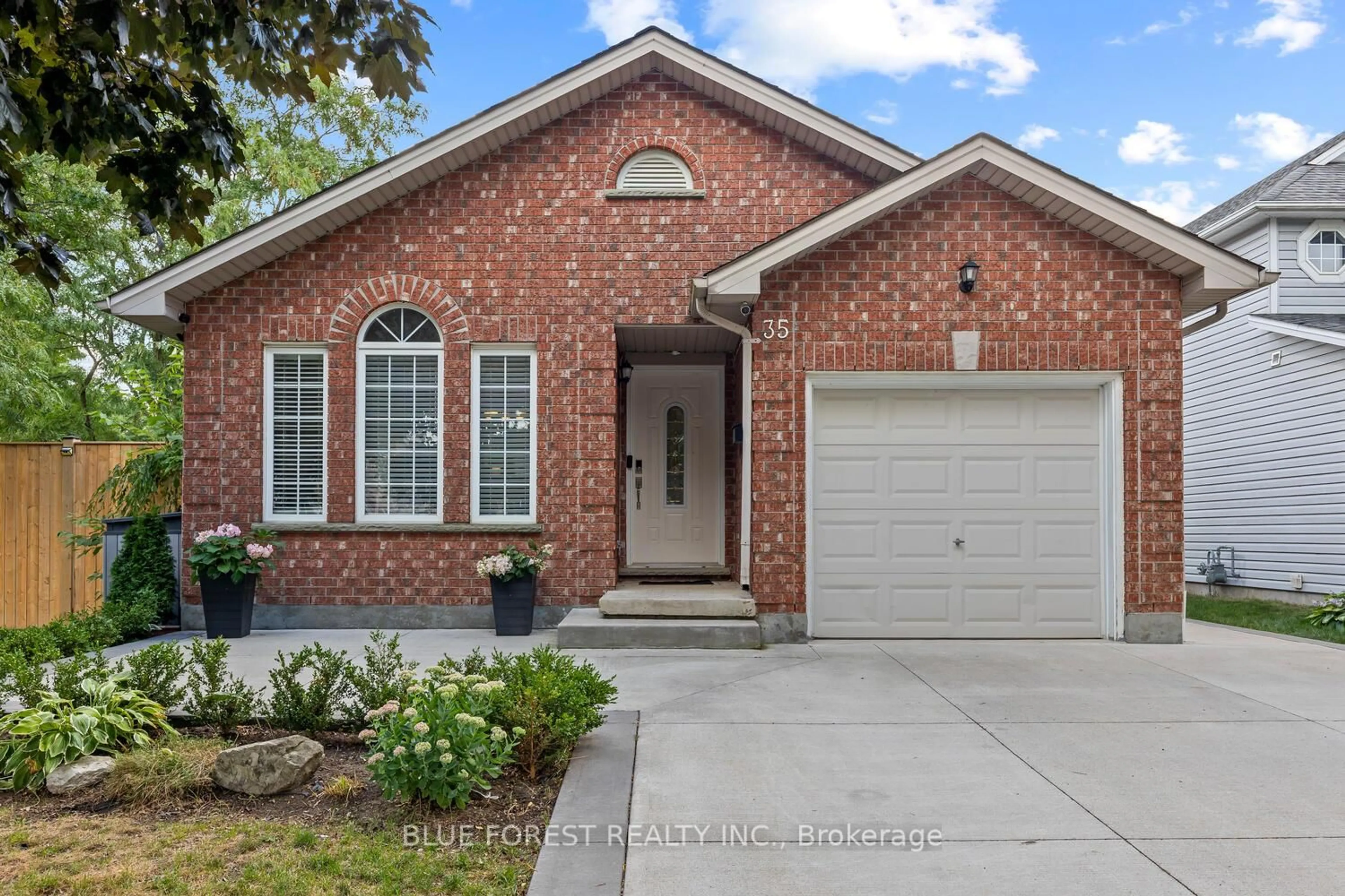 Home with brick exterior material, street for 35 Bowcott Cres, London East Ontario N5V 4W8