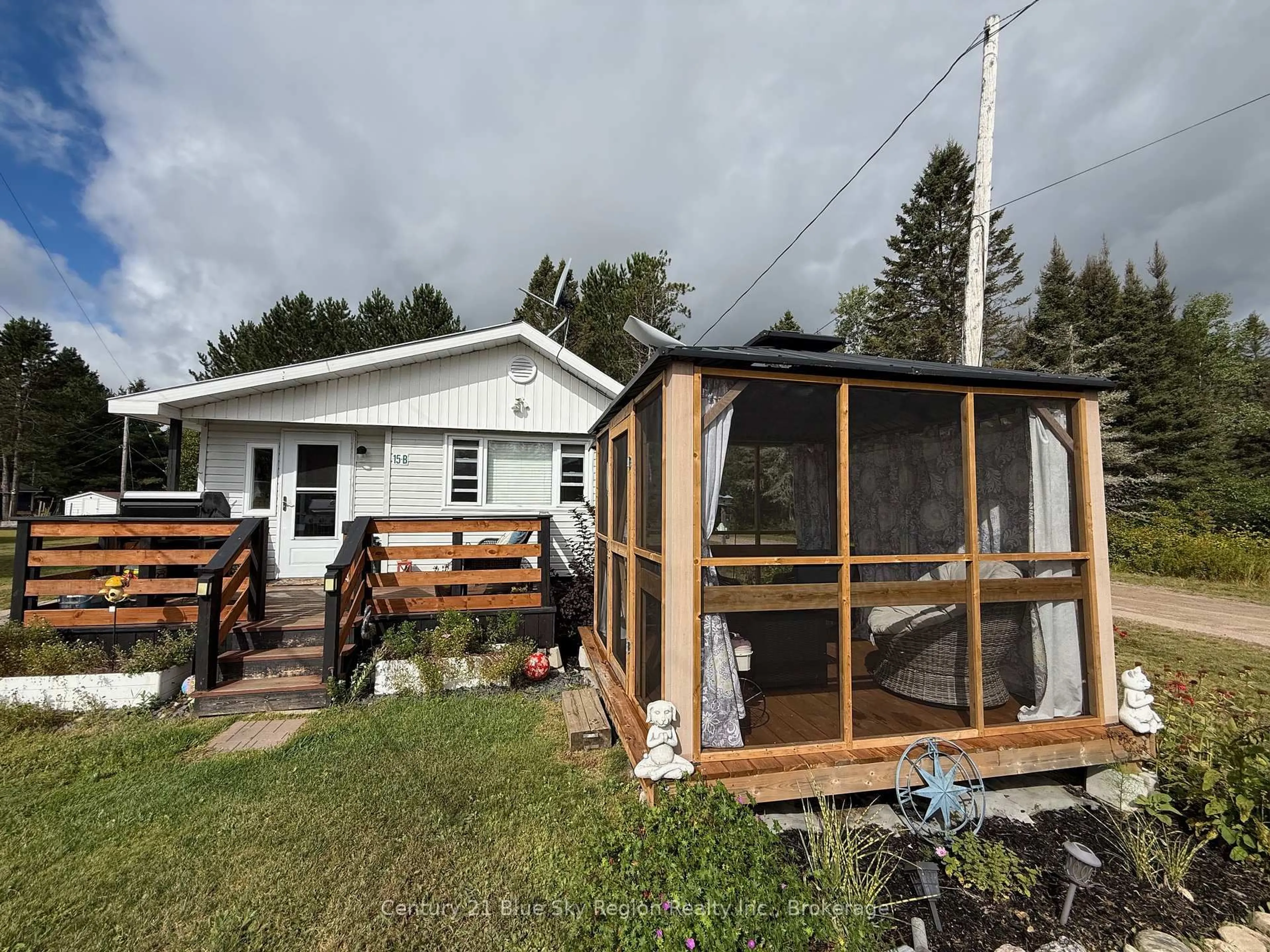 Shed for 15 Church Rd #B, Unorganized Townships Ontario P0H 2A0