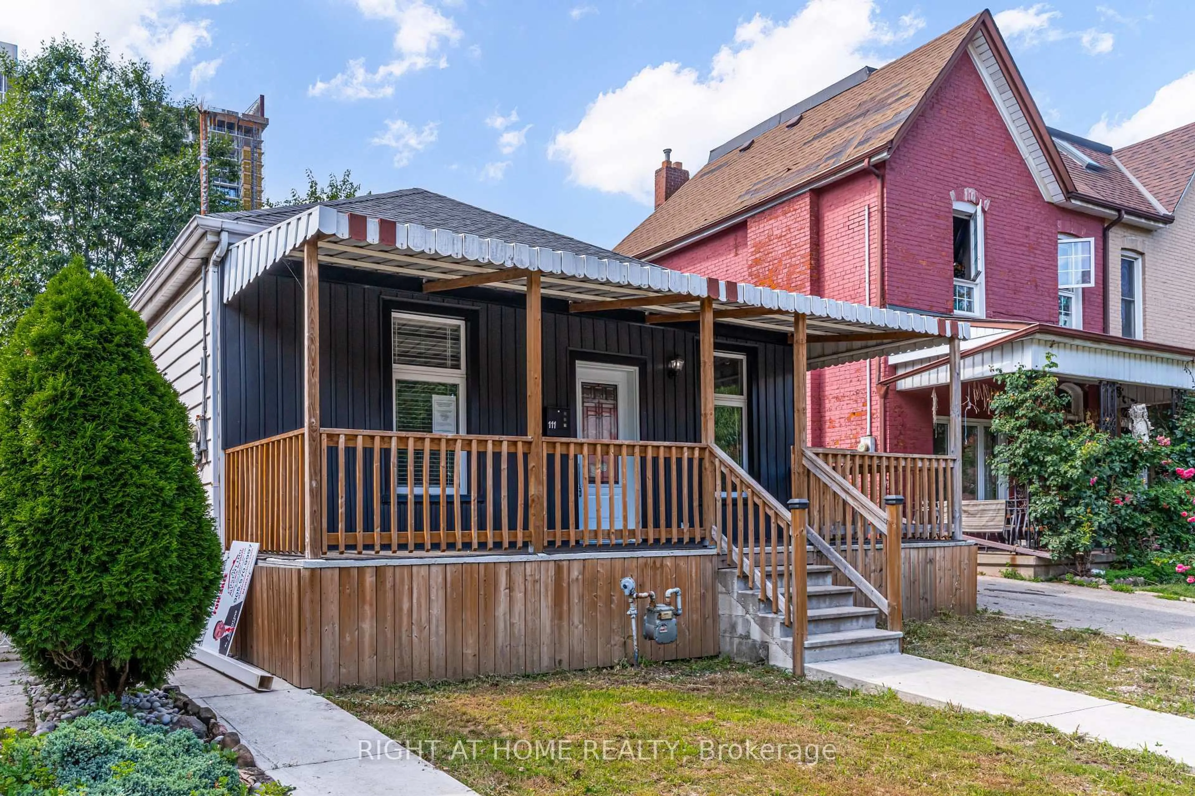 Unknown for 111 Mary St, Hamilton Ontario L8R 1K4
