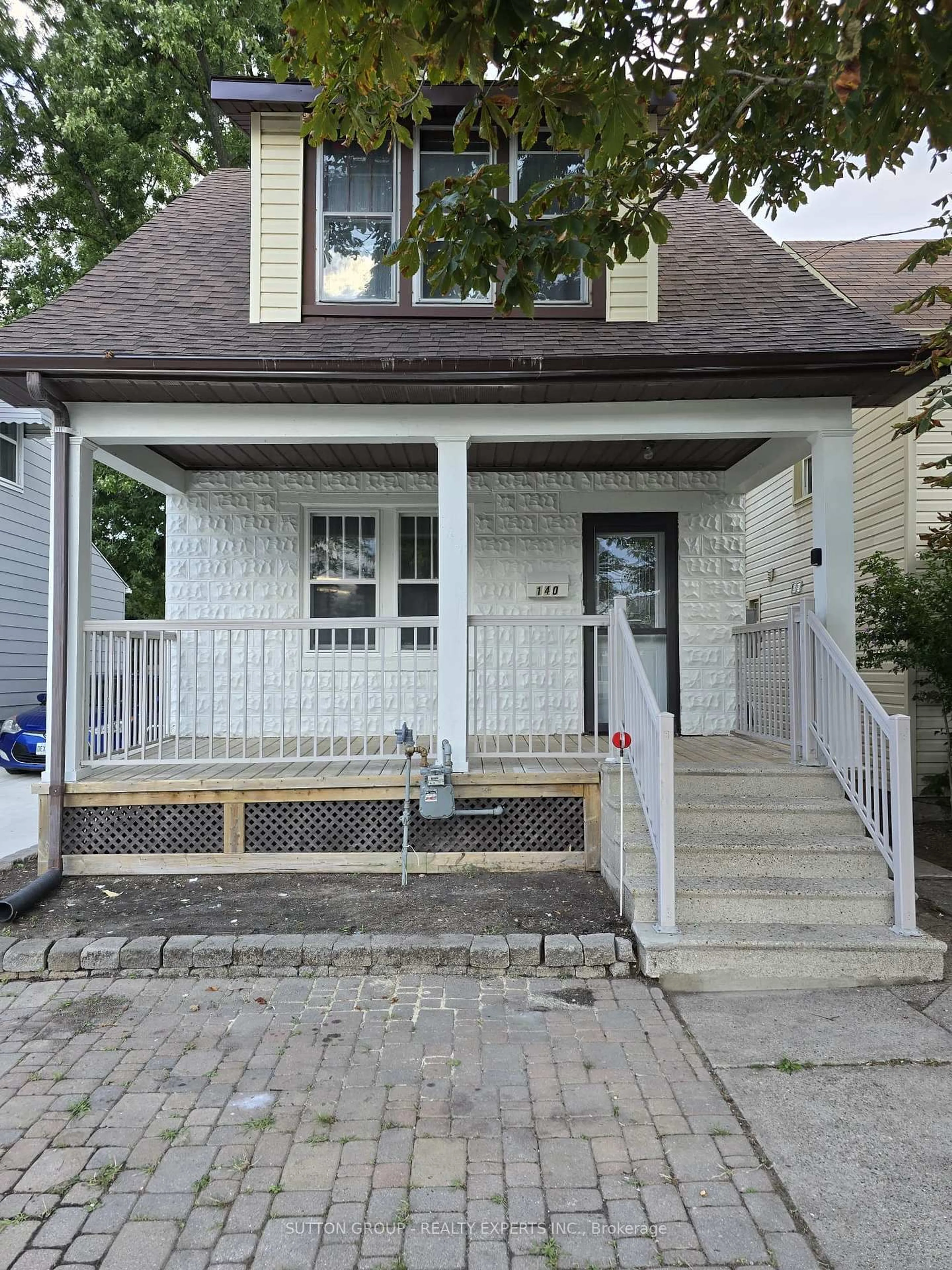 Unknown for 140 Napier St, Sarnia Ontario N7T 6E6