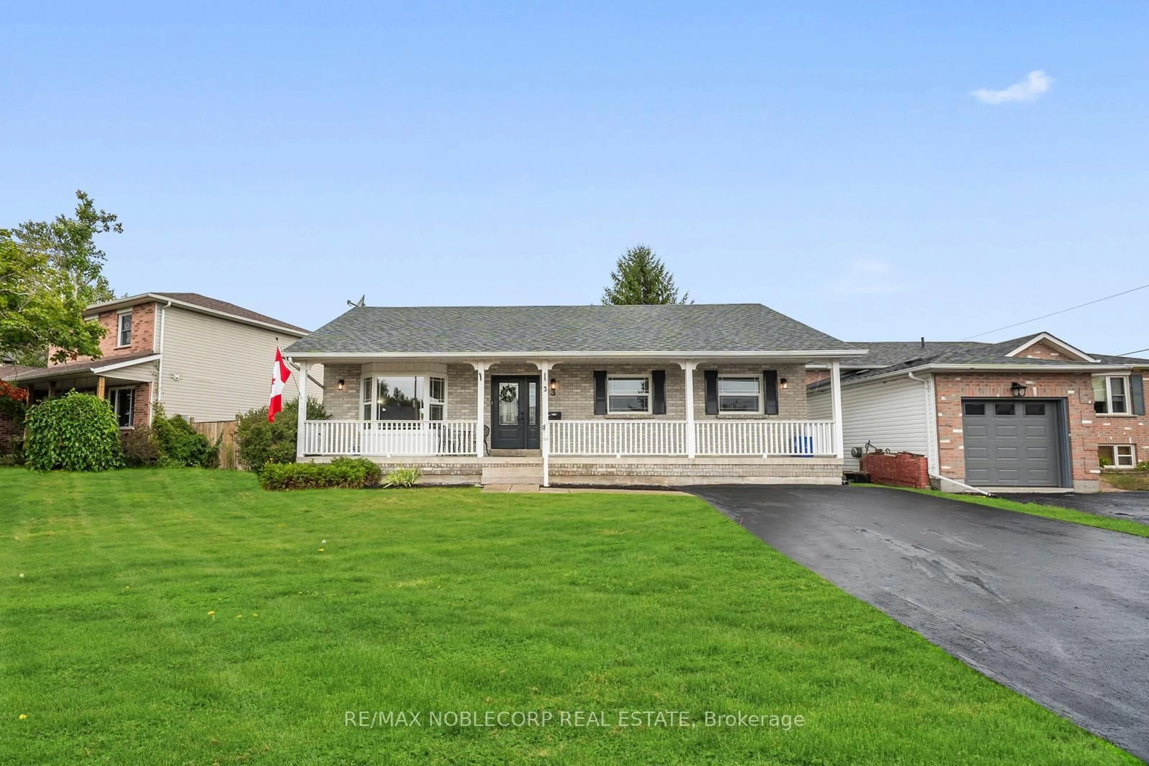 Home with vinyl exterior material, street for 3 Shawn Ave, Kawartha Lakes Ontario K0L 2W0