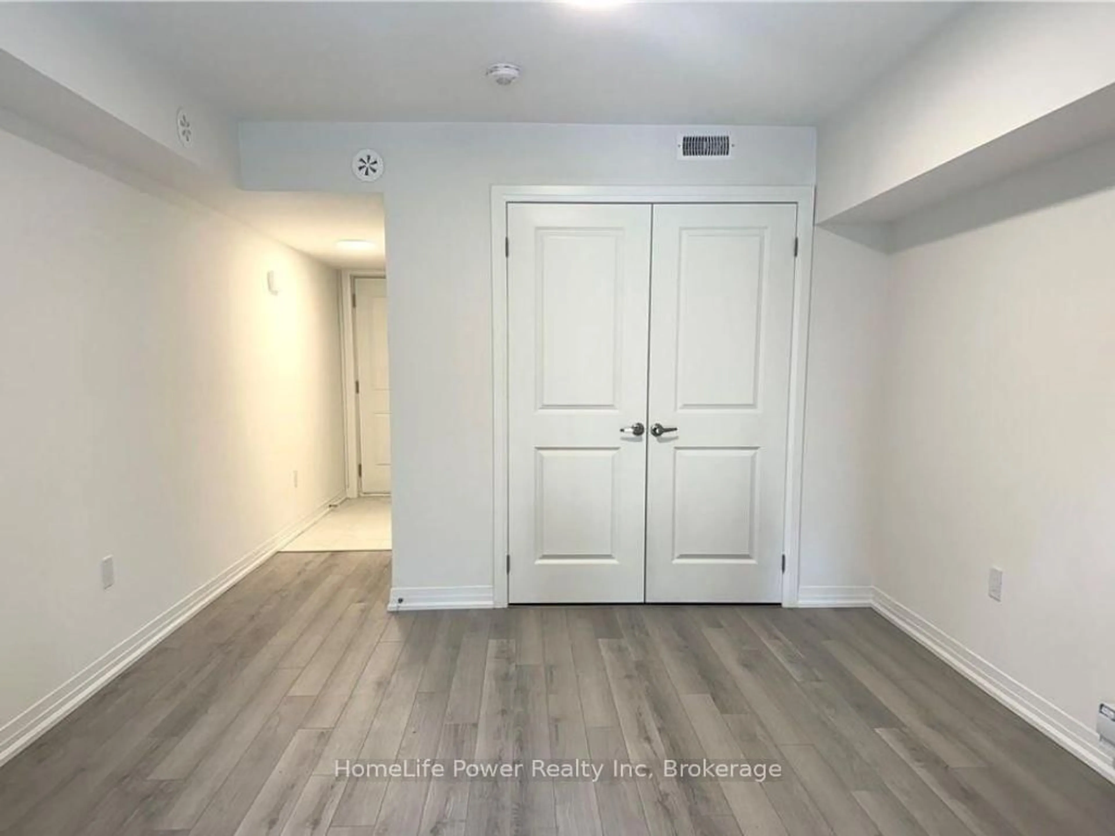 A pic of a room for 34 Sidney Rose Common, St. Catharines Ontario L2T 0B3