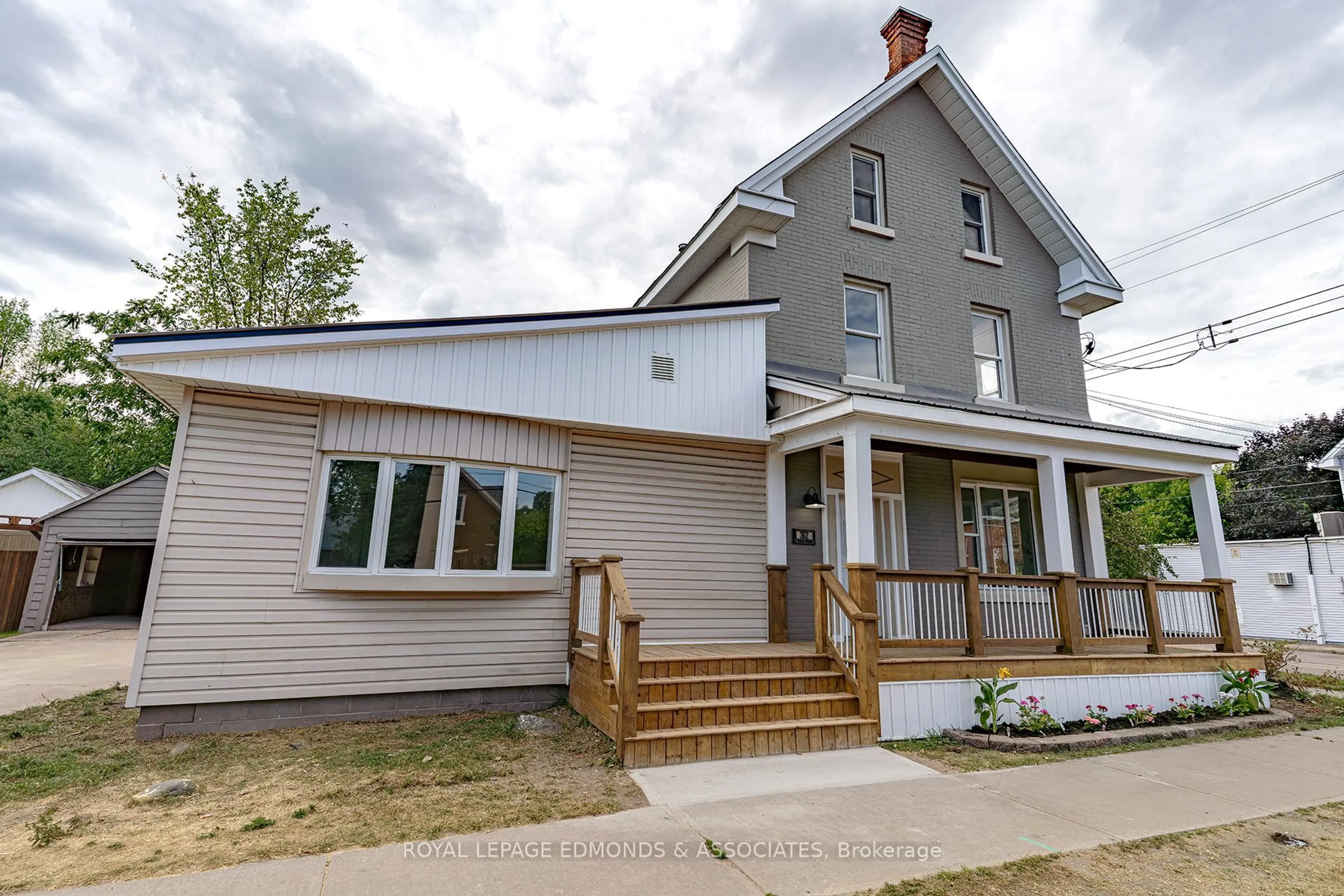 Unknown for 362 Christie St, Pembroke Ontario K8A 4R7