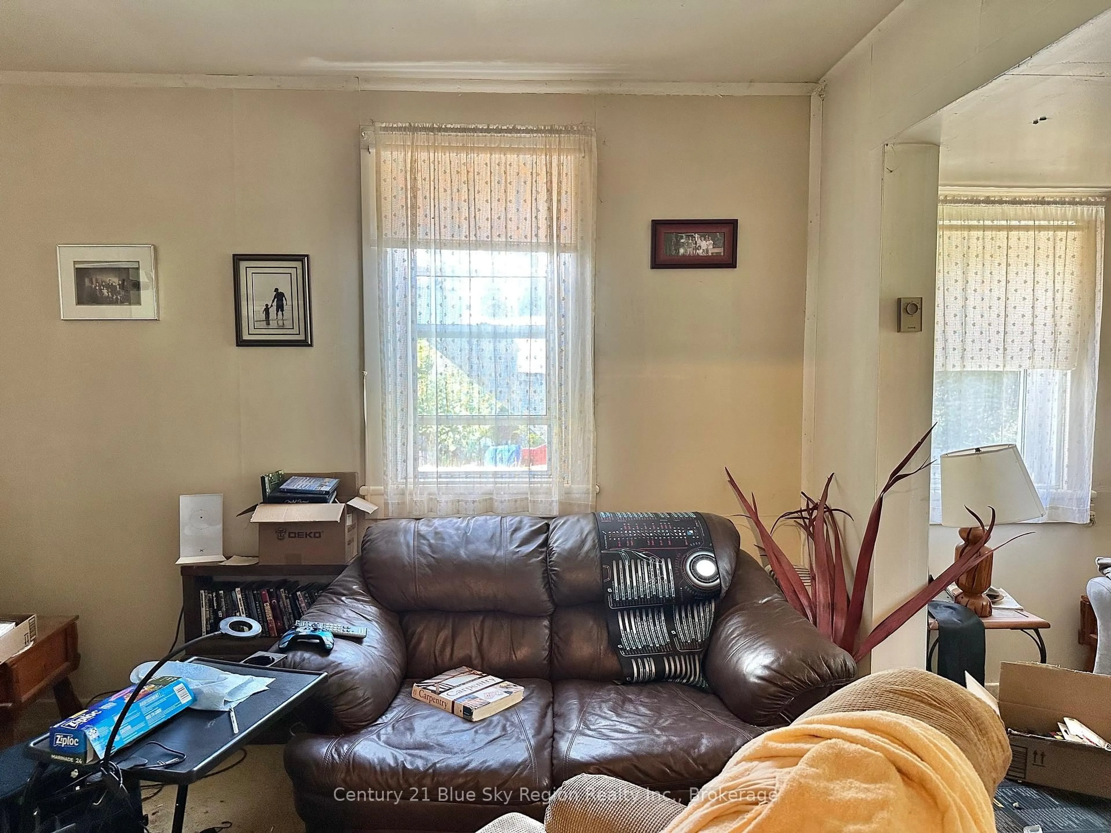 A pic of a room for 195 Janveau Rd, Papineau-Cameron Ontario P0H 1V0