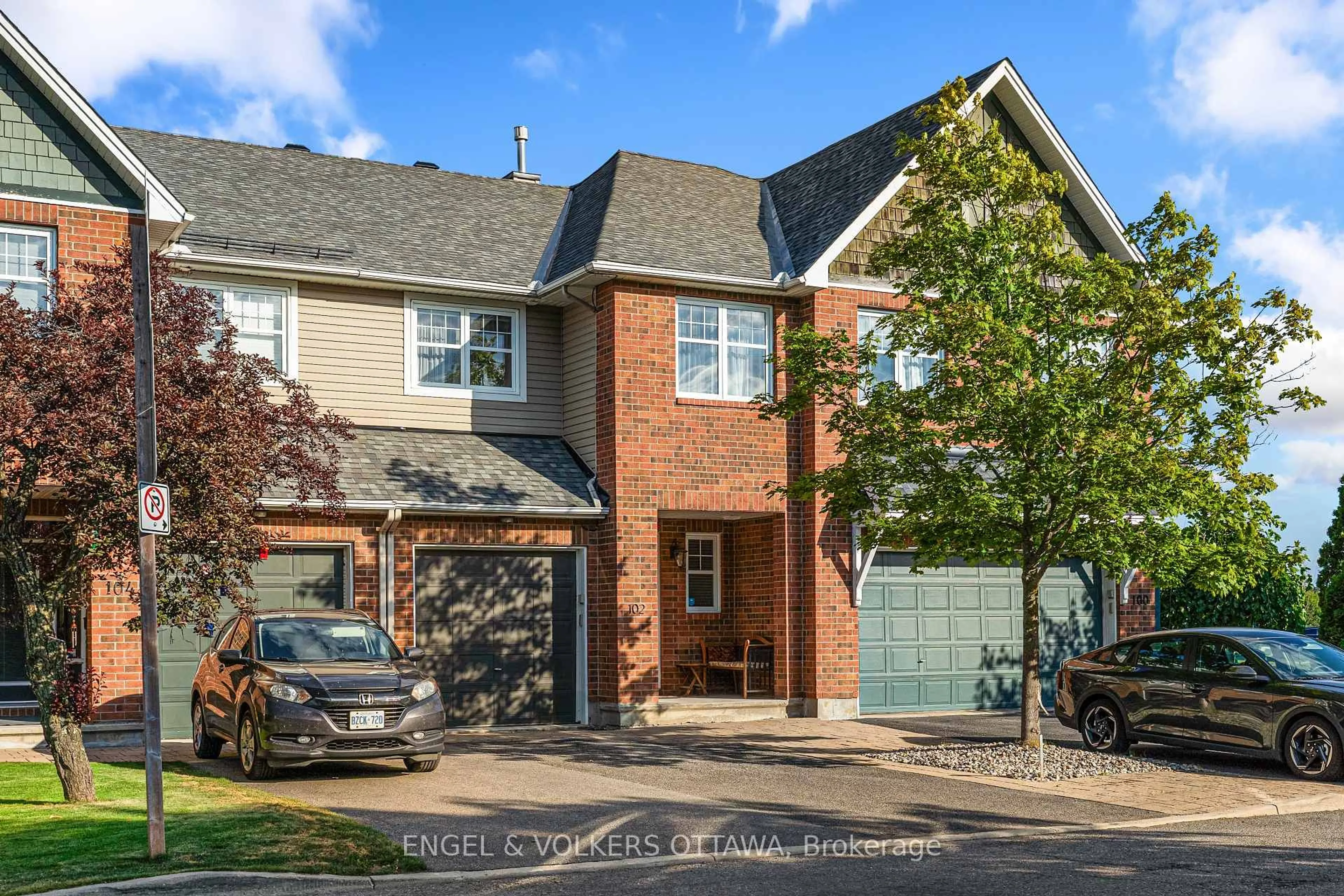 Home with brick exterior material, street for 102 Shepody Circ, Ottawa Ontario K1T 4H9