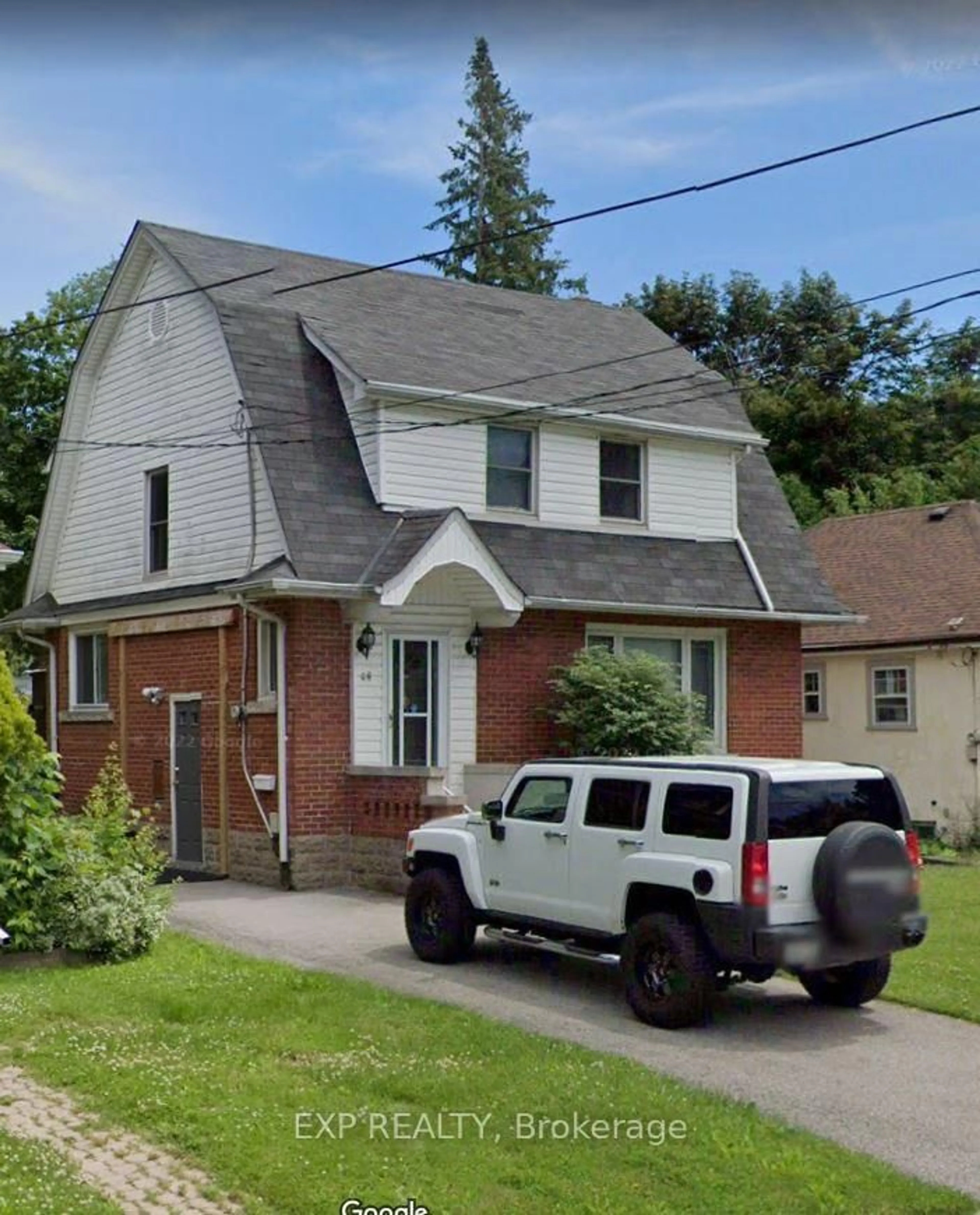 Home with vinyl exterior material, street for 48 Kingsmount St, Hamilton Ontario L8S 3L3