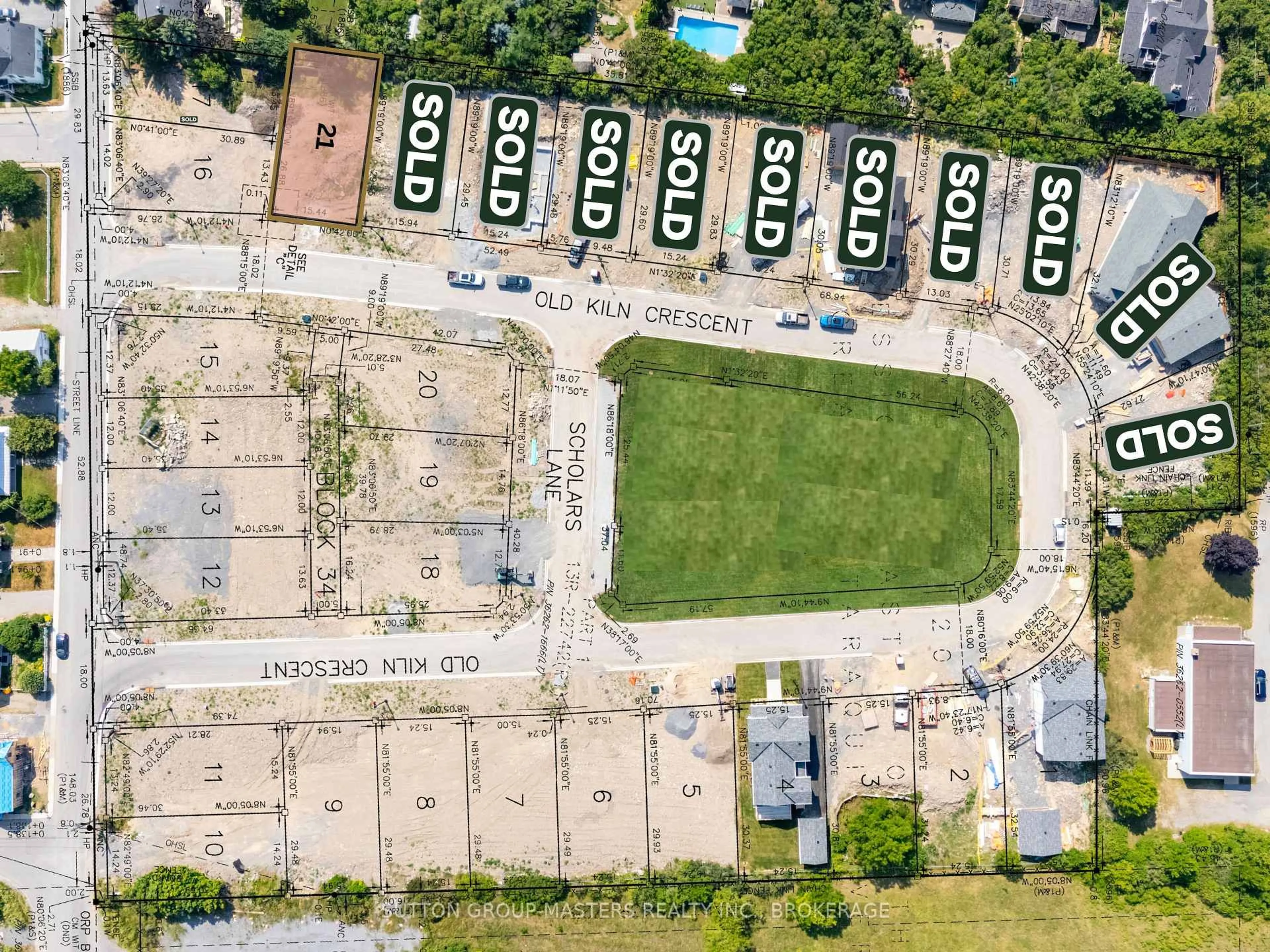 A pic from outside/outdoor area/front of a property/back of a property/a pic from drone, street for 218 Old Kiln Cres, Kingston Ontario K7K 0L7