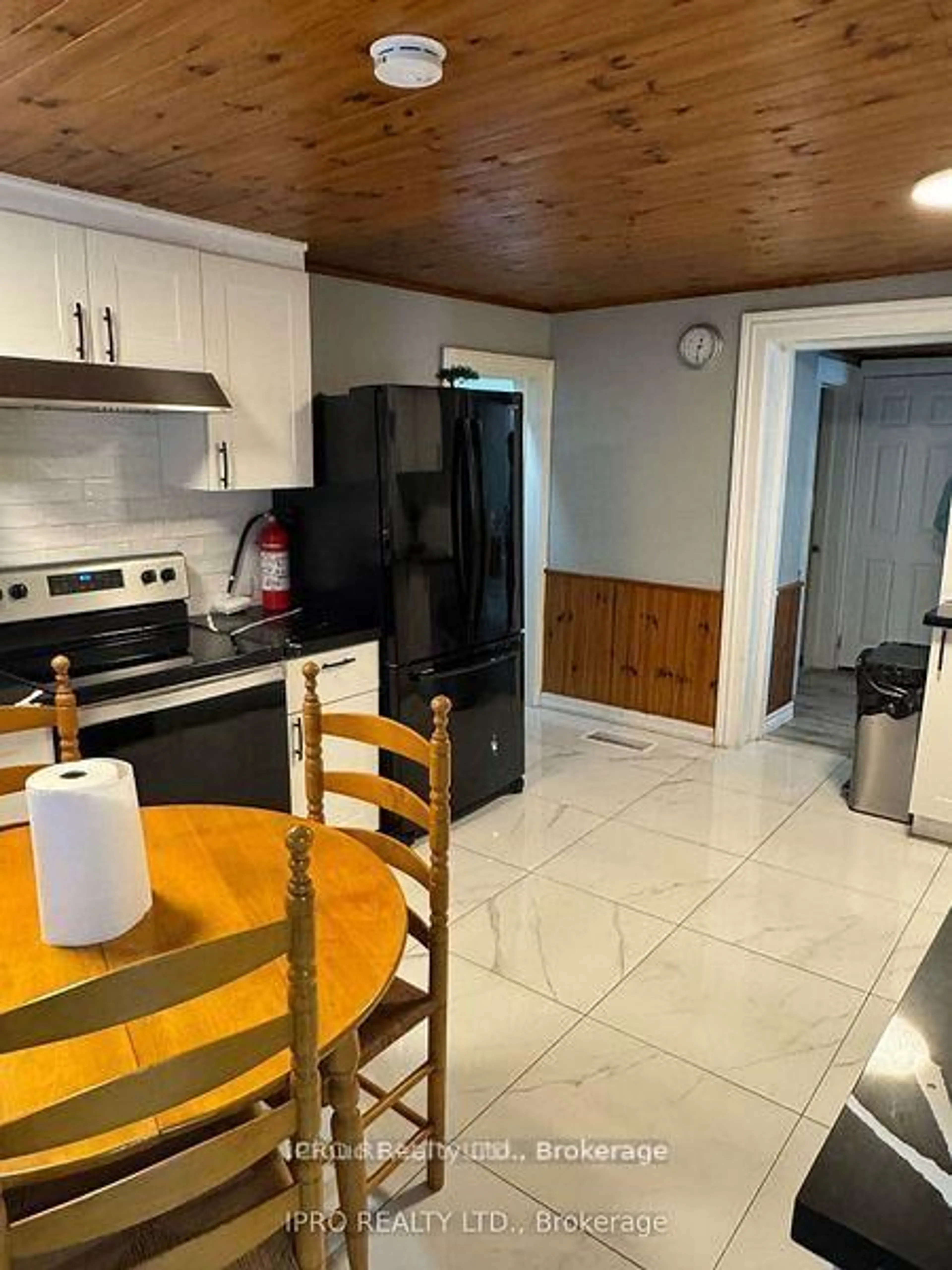Unknown for 4597 Sunset Rd, Central Elgin Ontario N5L 1B4