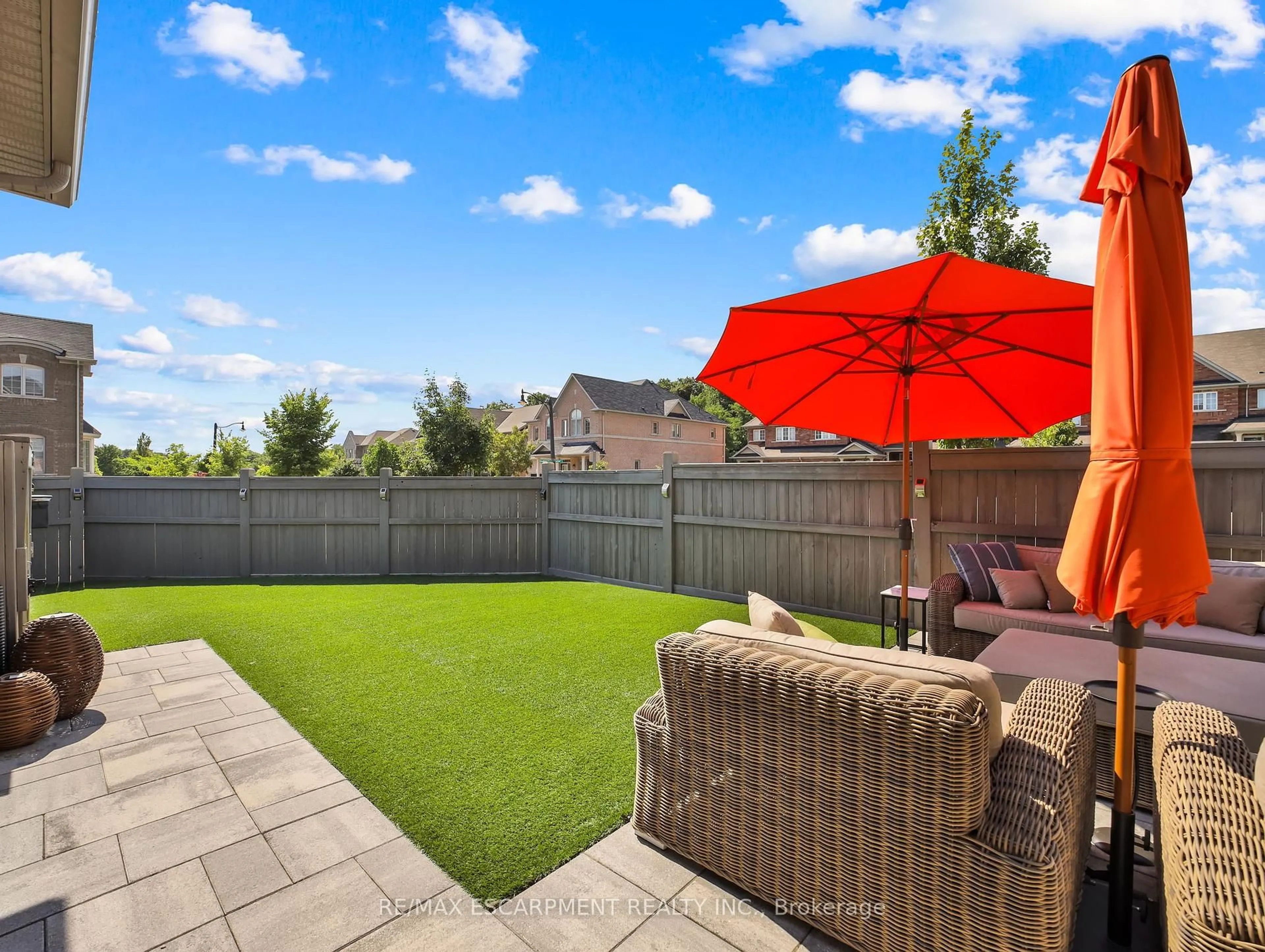 Patio, unknown for 100 BURKE St, Hamilton Ontario L0R 2H7