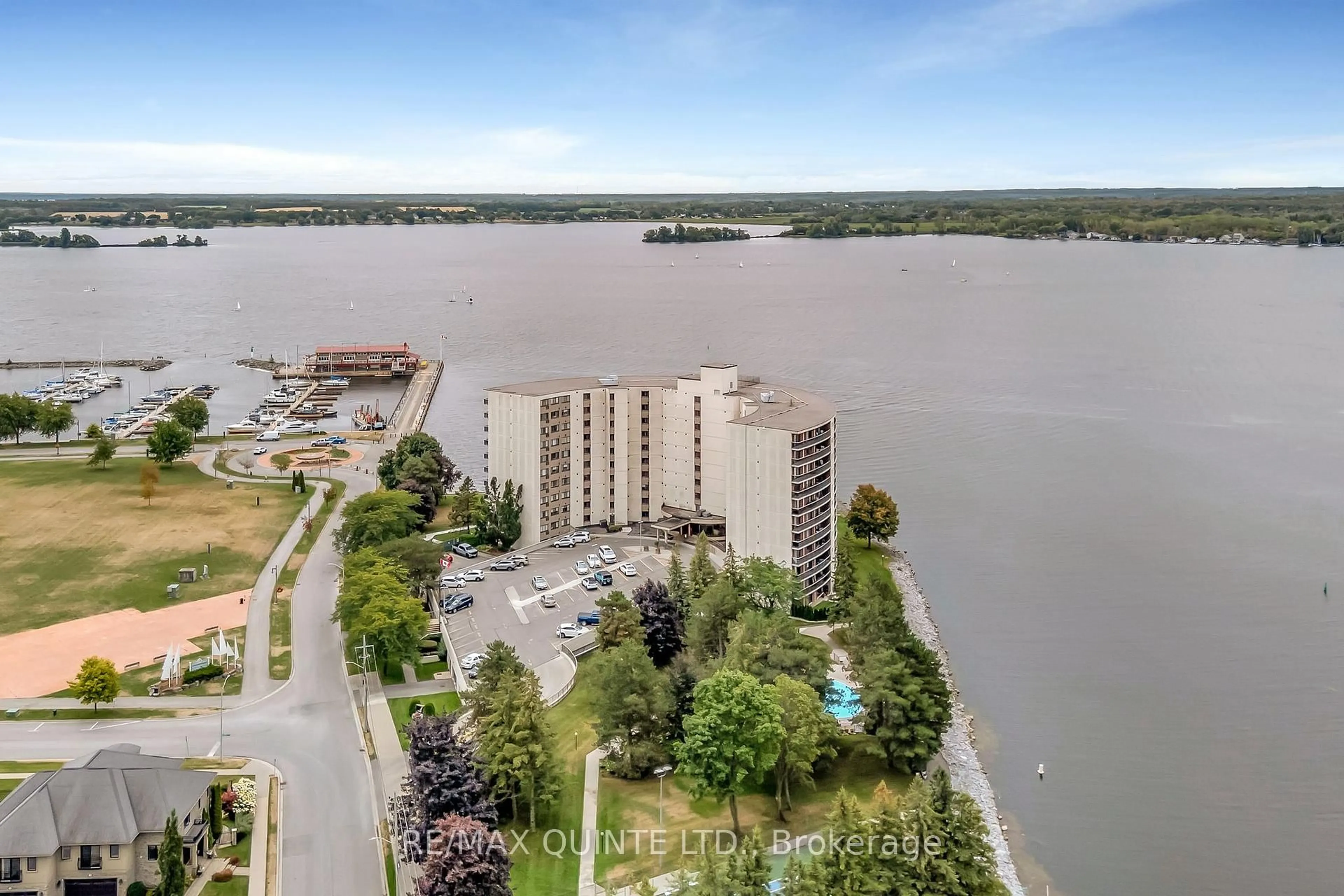 A pic from outside/outdoor area/front of a property/back of a property/a pic from drone, water/lake/river/ocean view for 2 Front St #807, Belleville Ontario K8N 5K7