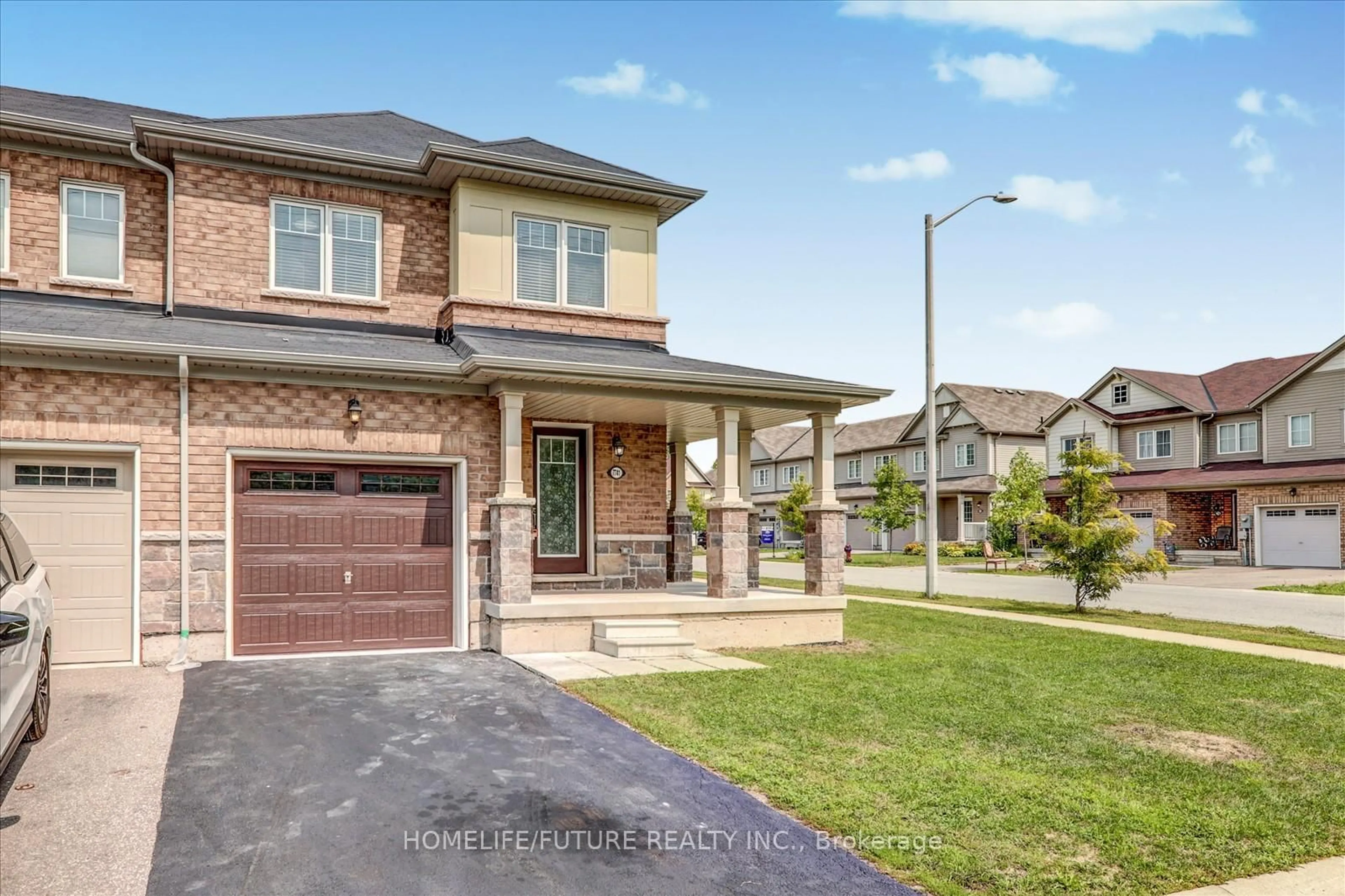 Home with brick exterior material, street for 7741 White Pine Cres, Niagara Falls Ontario L2H 3R4