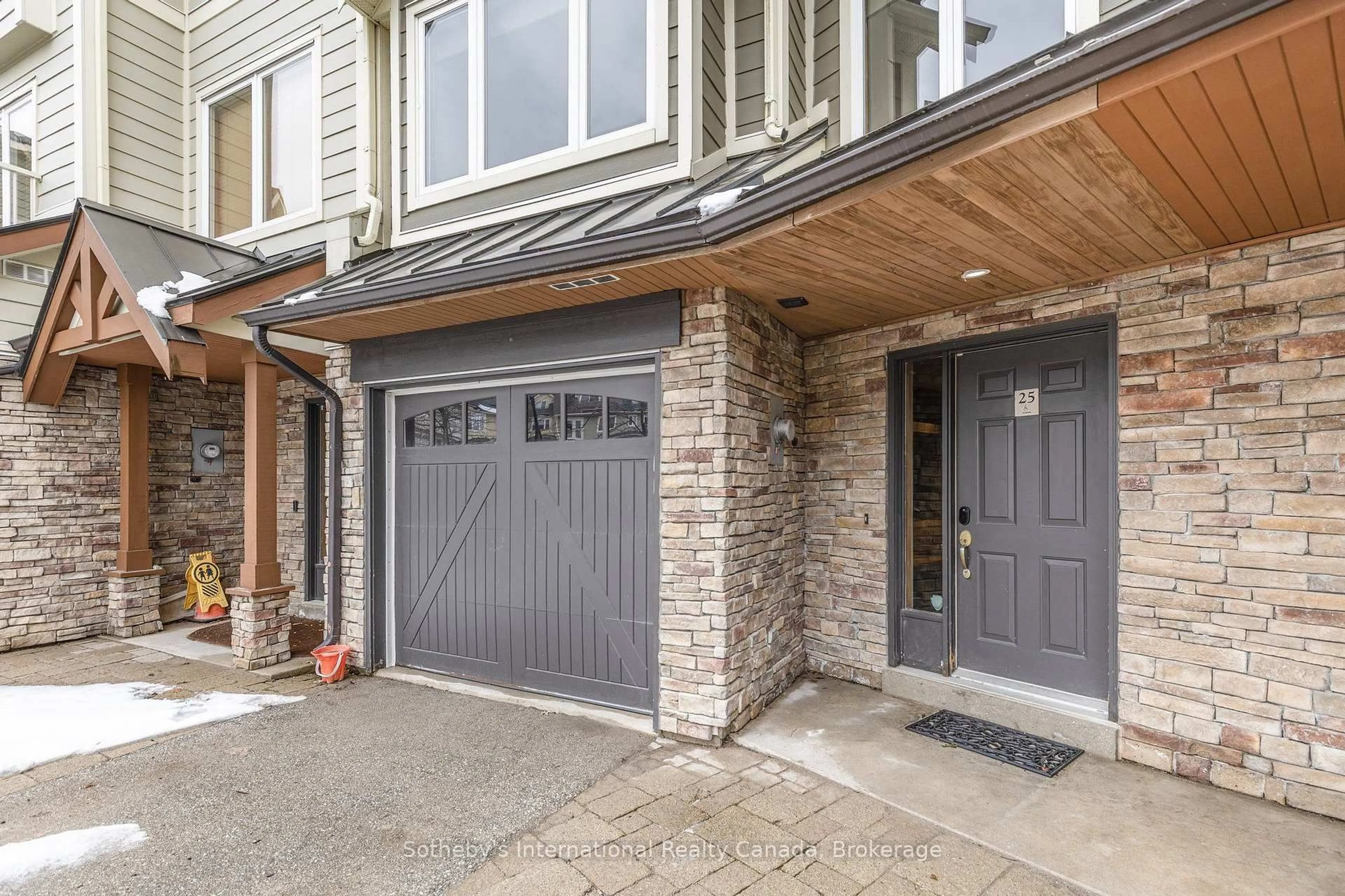 Unknown for 104 Farm Gate Rd #25, Blue Mountains Ontario L9Y 0L7