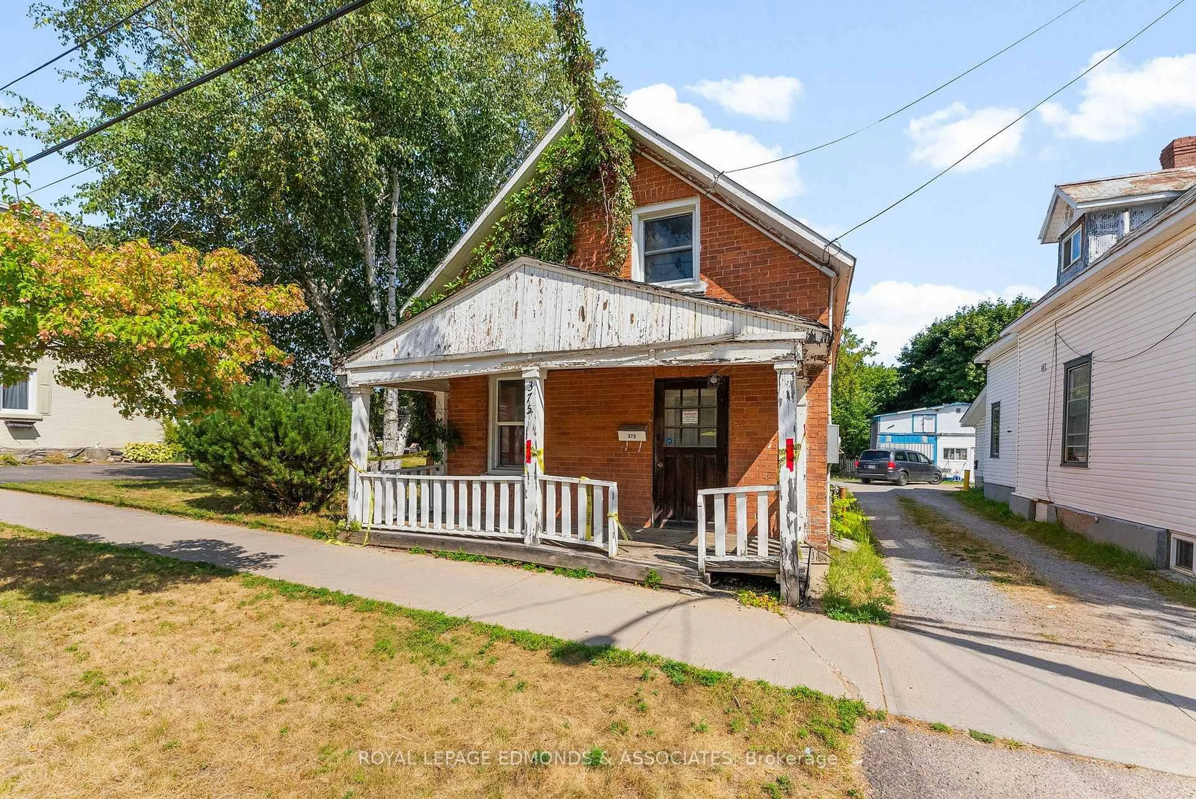 Unknown for 375 CHRISTIE St, Pembroke Ontario K8A 4R8