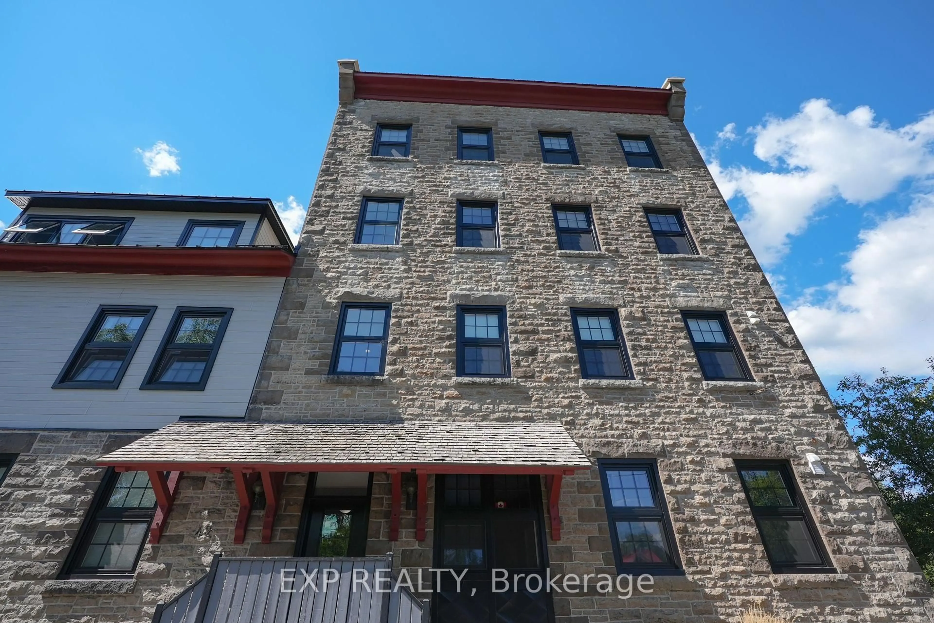 A pic from outside/outdoor area/front of a property/back of a property/a pic from drone, building for 49 Mill St #6, Carleton Place Ontario K7C 1T6