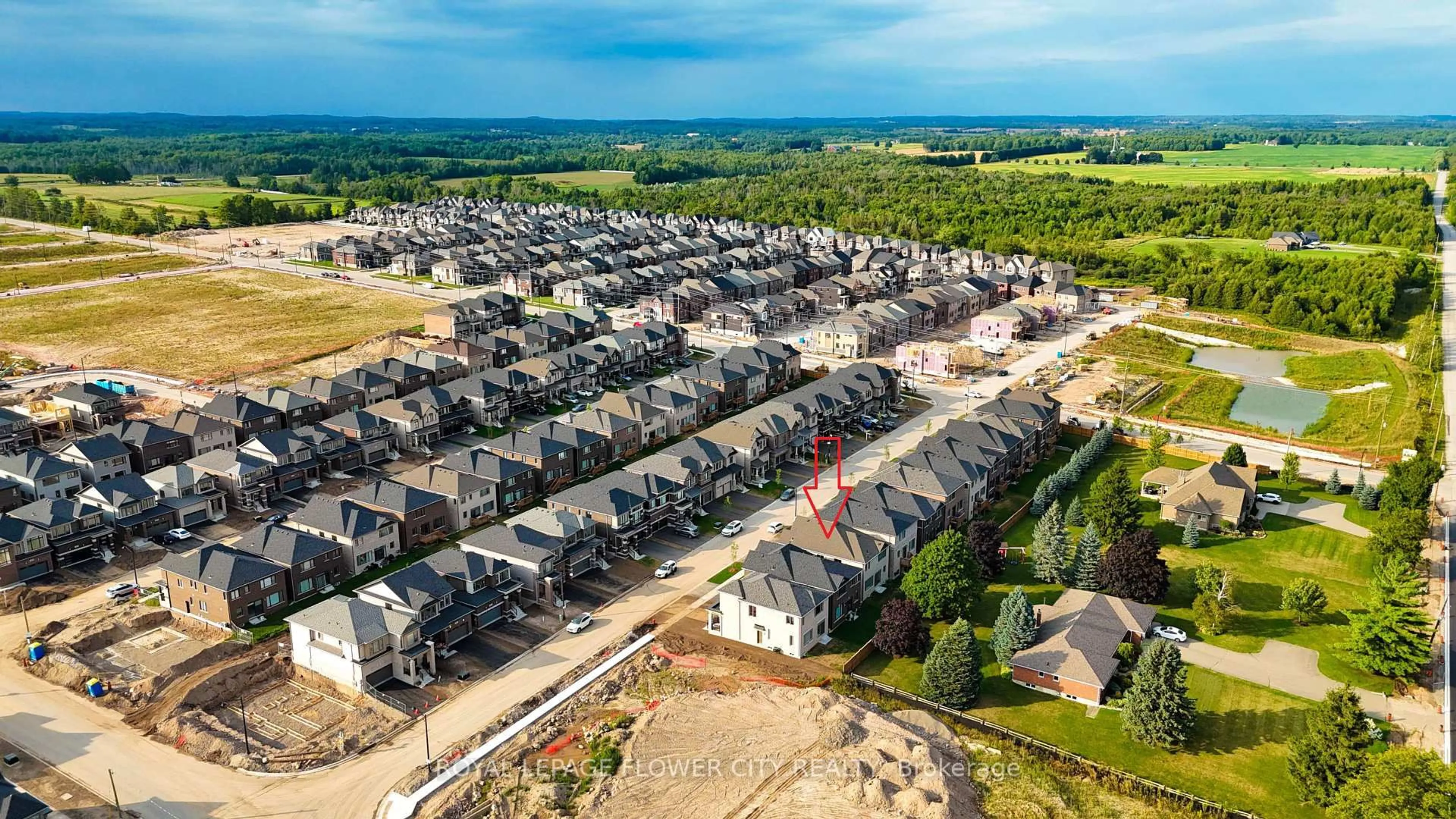 A pic from outside/outdoor area/front of a property/back of a property/a pic from drone, street for 29 Tyler Ave, Erin Ontario N0B 1T0