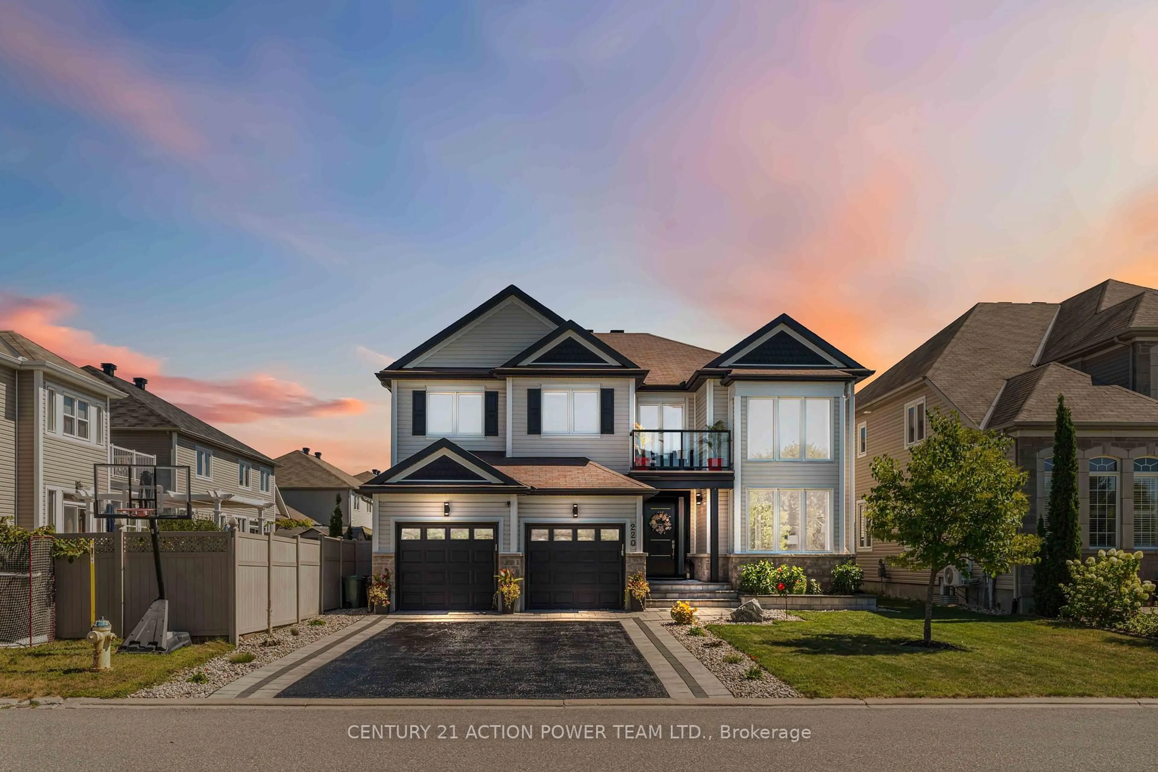 Unknown for 220 Radhika Crt, Ottawa Ontario K1W 0B3