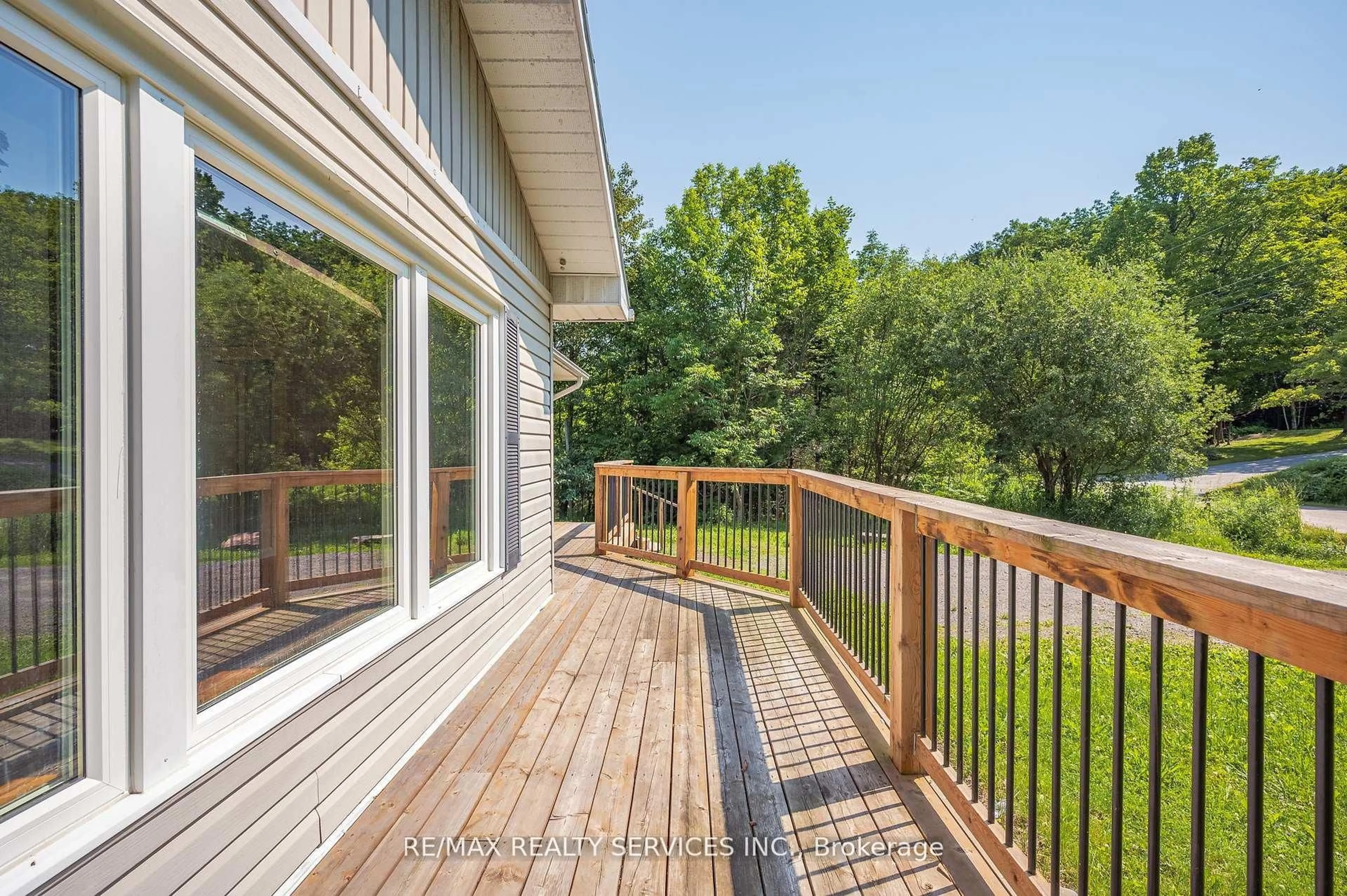 Patio, water/lake/river/ocean view for 28 Shay Rd, Huntsville Ontario P1H 1L2