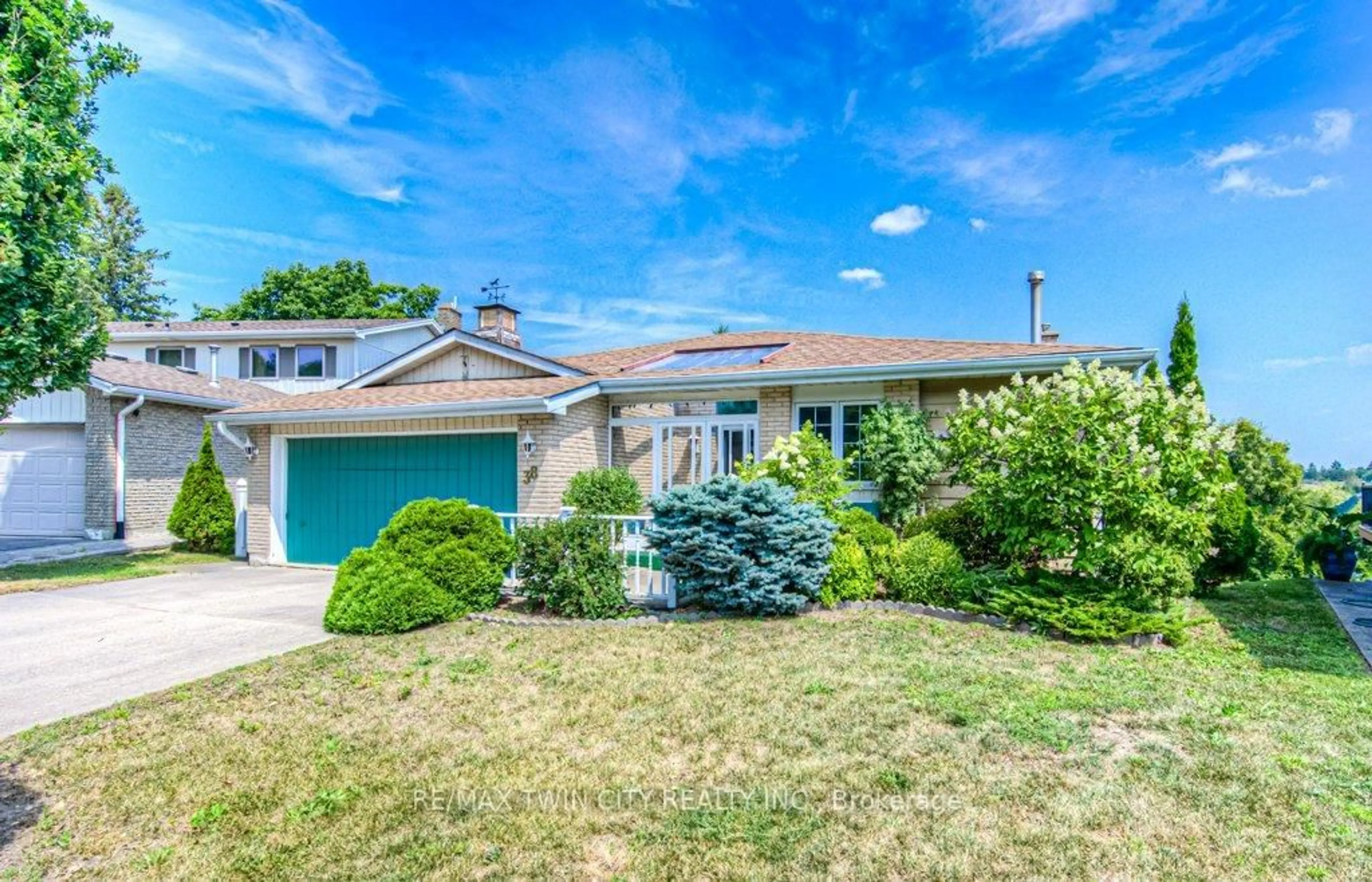 Home with vinyl exterior material, street for 38 Charnwood Crt, Kitchener Ontario N2N 1L3