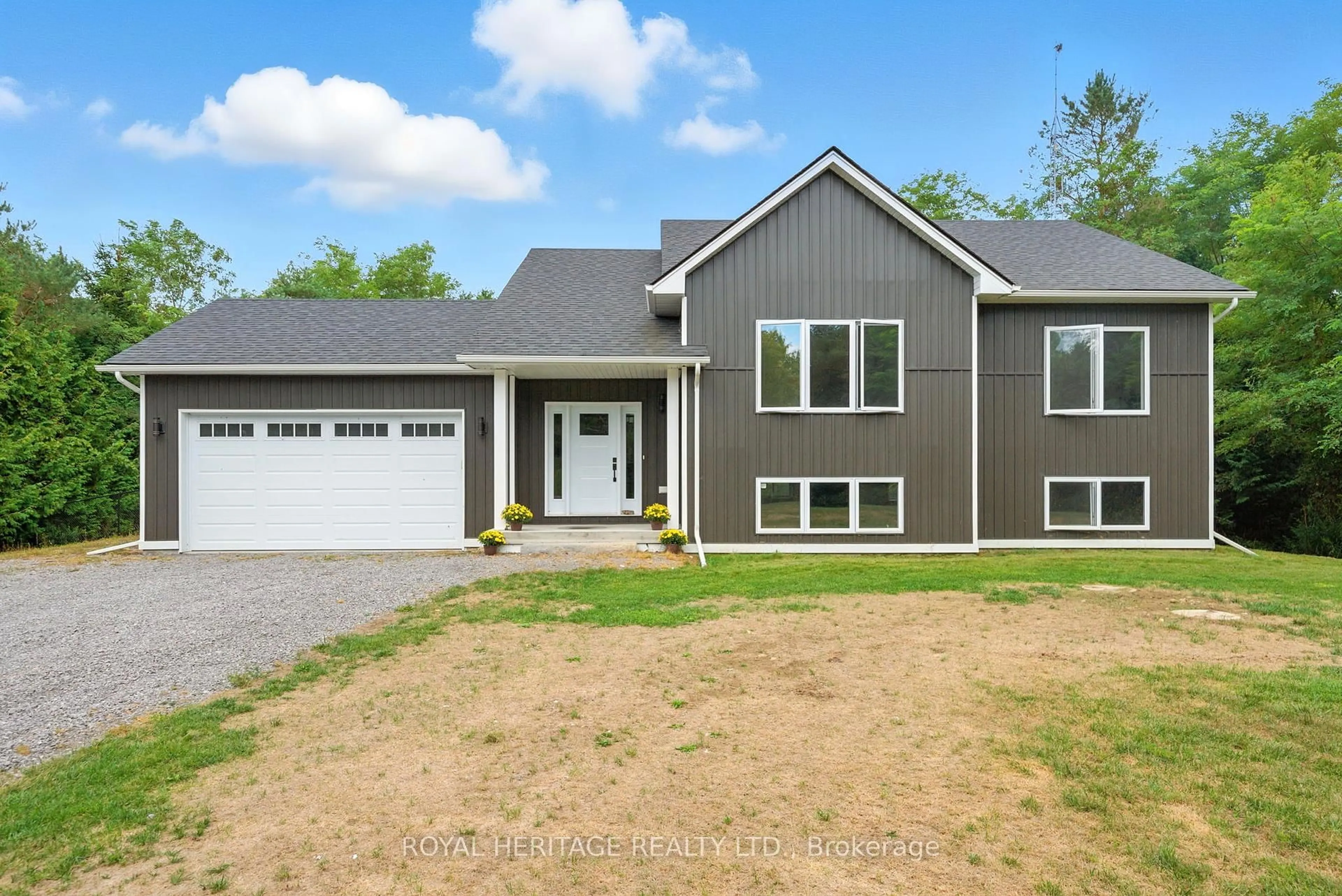 Home with vinyl exterior material, street for 827 Dingman Rd, Cramahe Ontario K0K 1M0