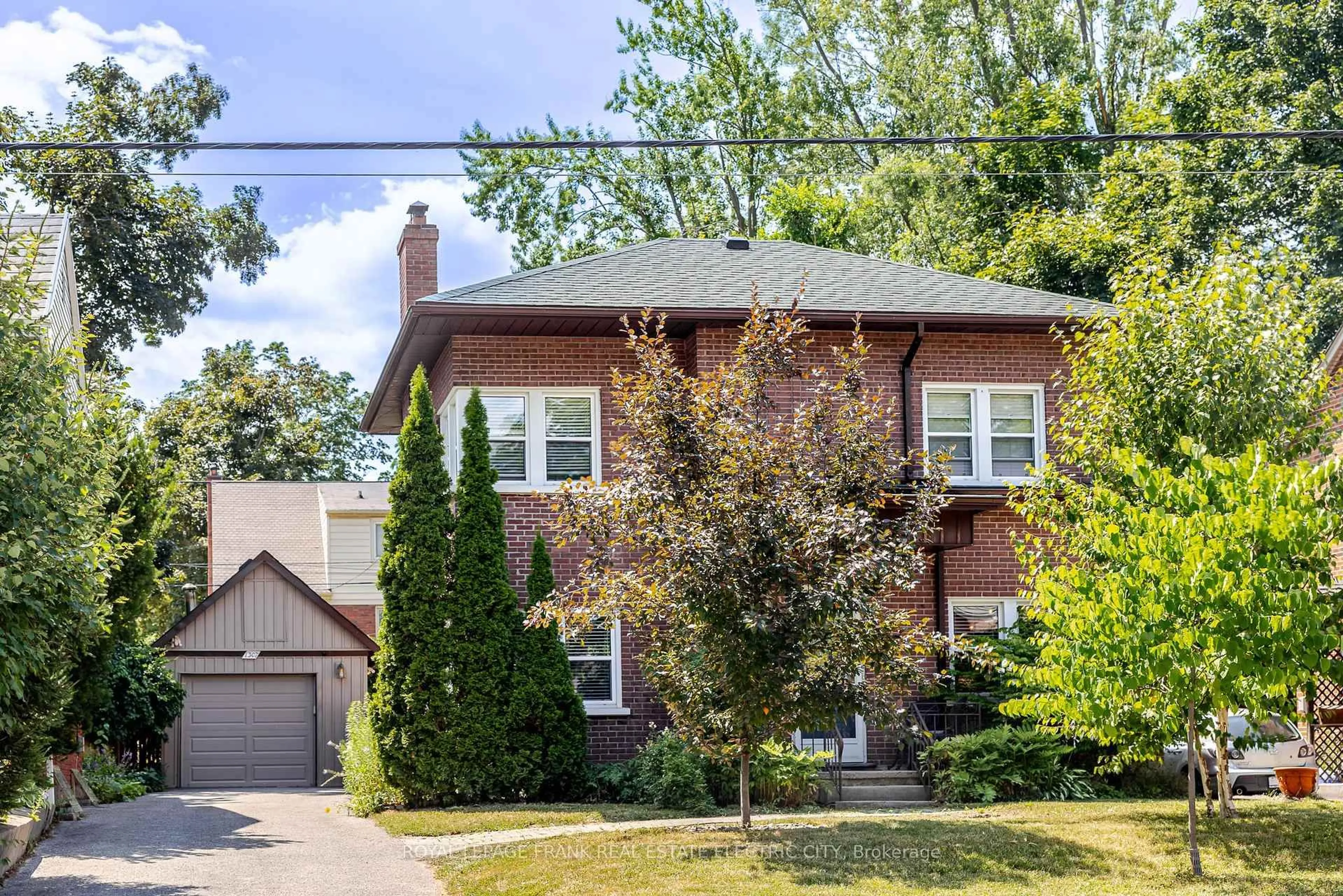 Home with brick exterior material, street for 1307 Monaghan Rd, Peterborough Ontario K9J 5L9