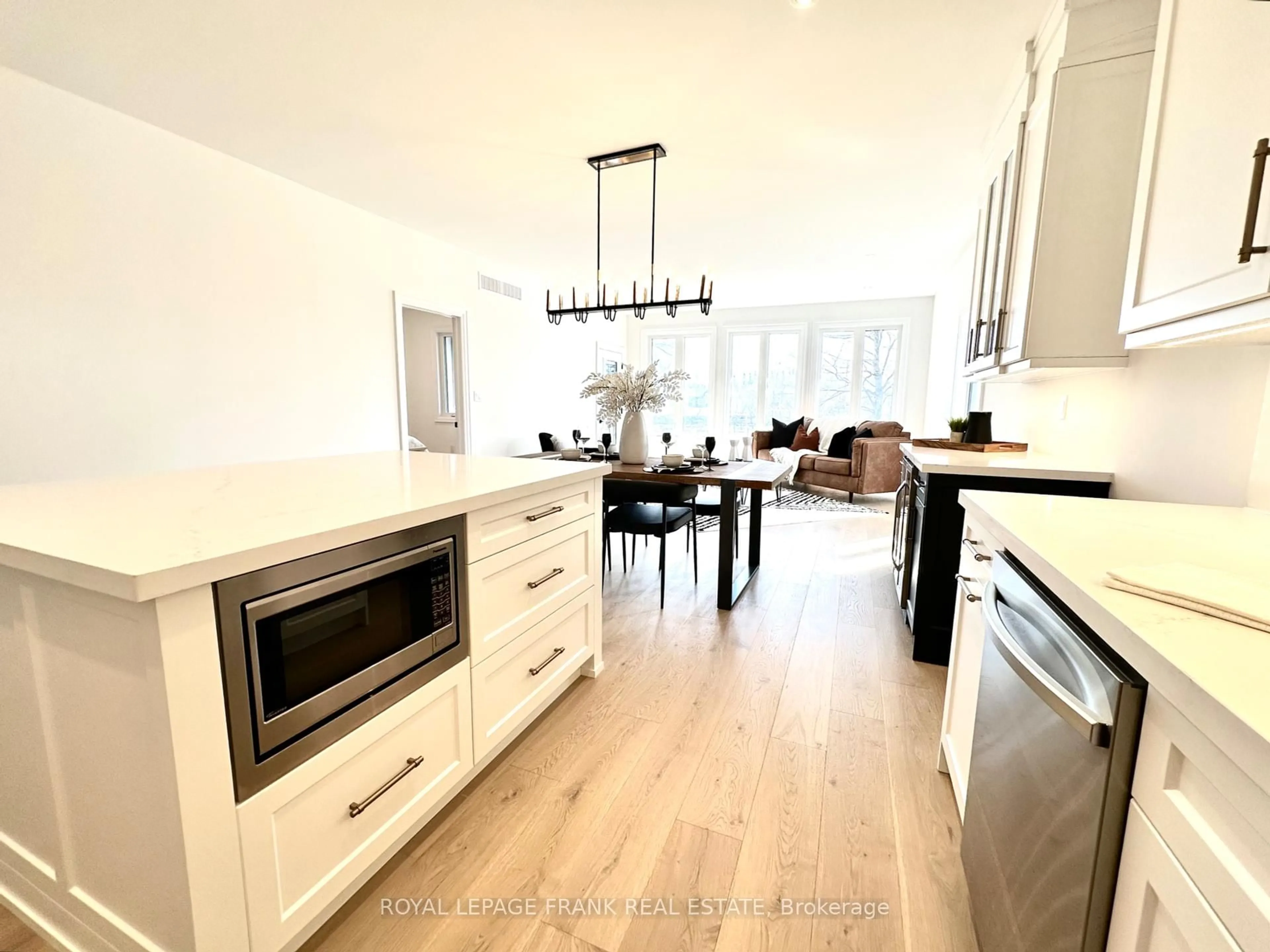 Open concept kitchen, wood/laminate floor for 6 Pond St, Trent Hills Ontario K0L 1Y0