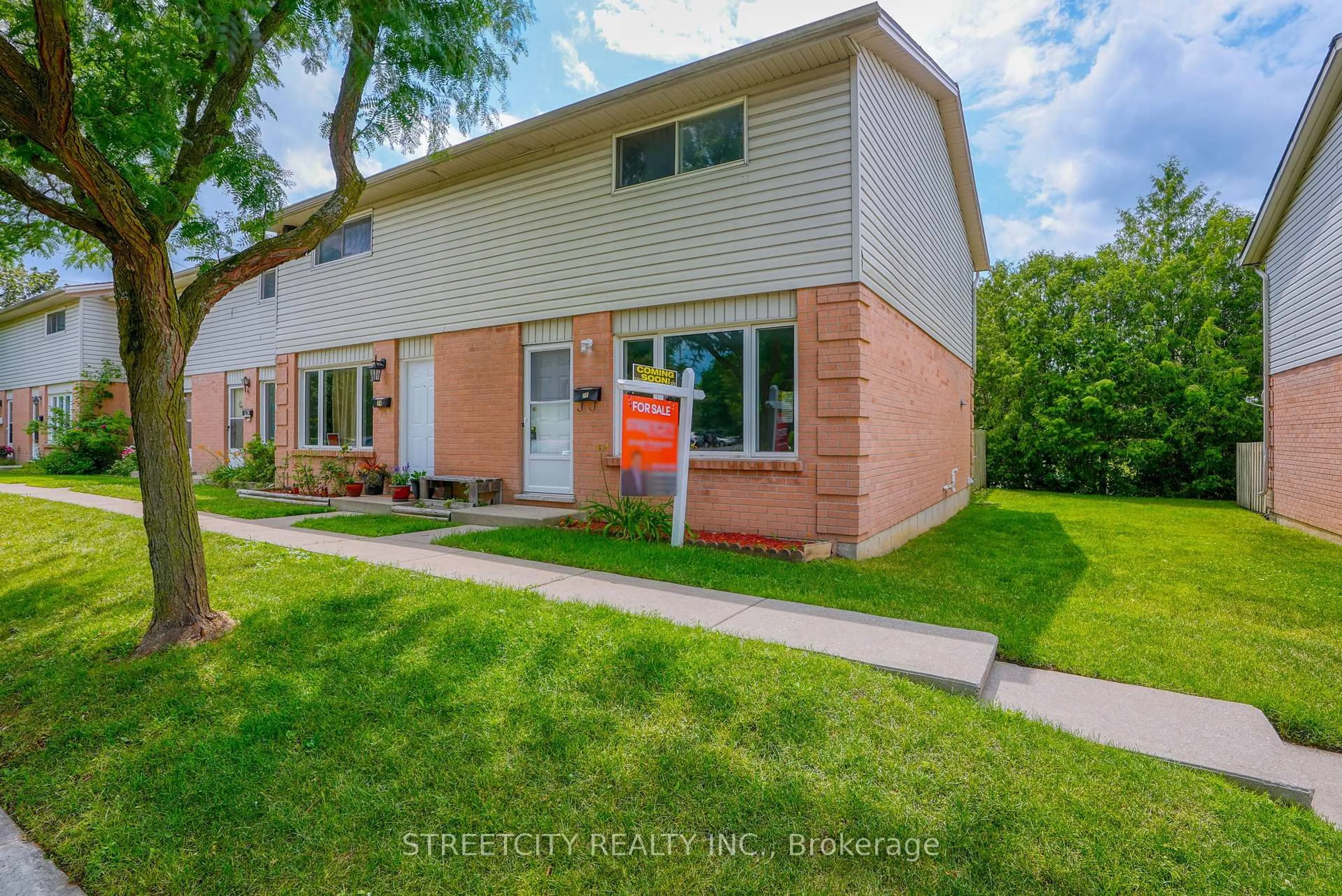 Unknown for 45 GATEWOOD Pl #25, London East Ontario N5Y 5A4