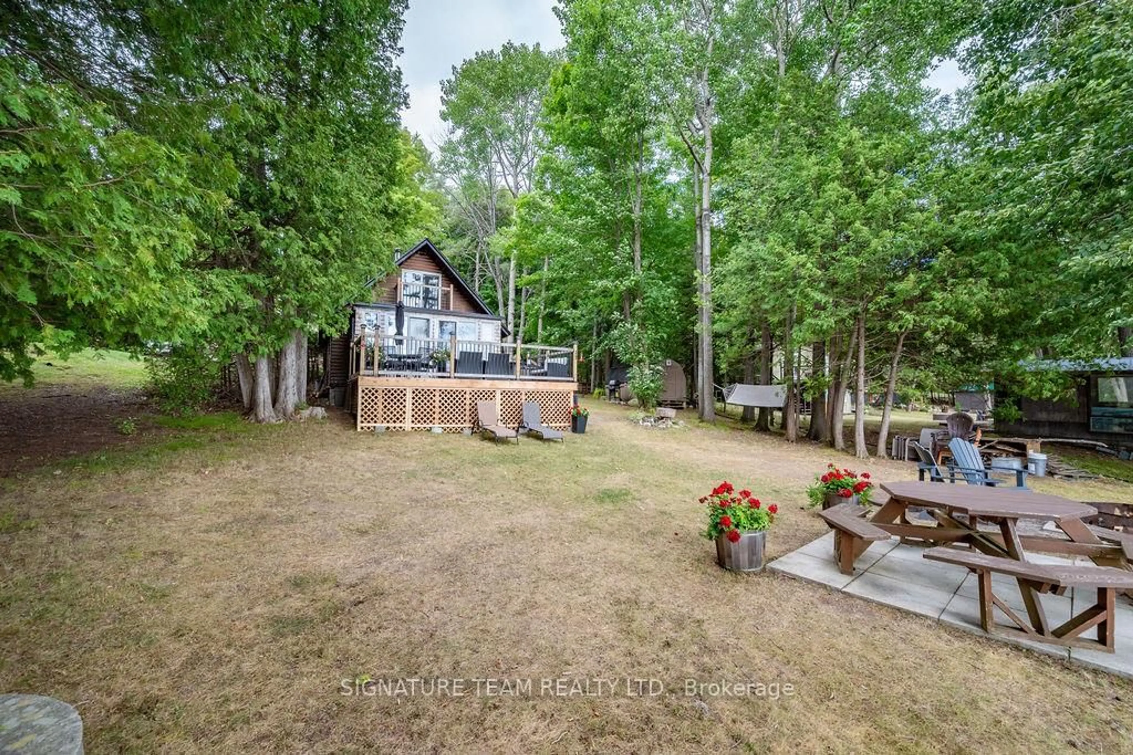 A pic from outside/outdoor area/front of a property/back of a property/a pic from drone, unknown for 51 Maple Grove Lane, Eganville Ontario K0J 1T0