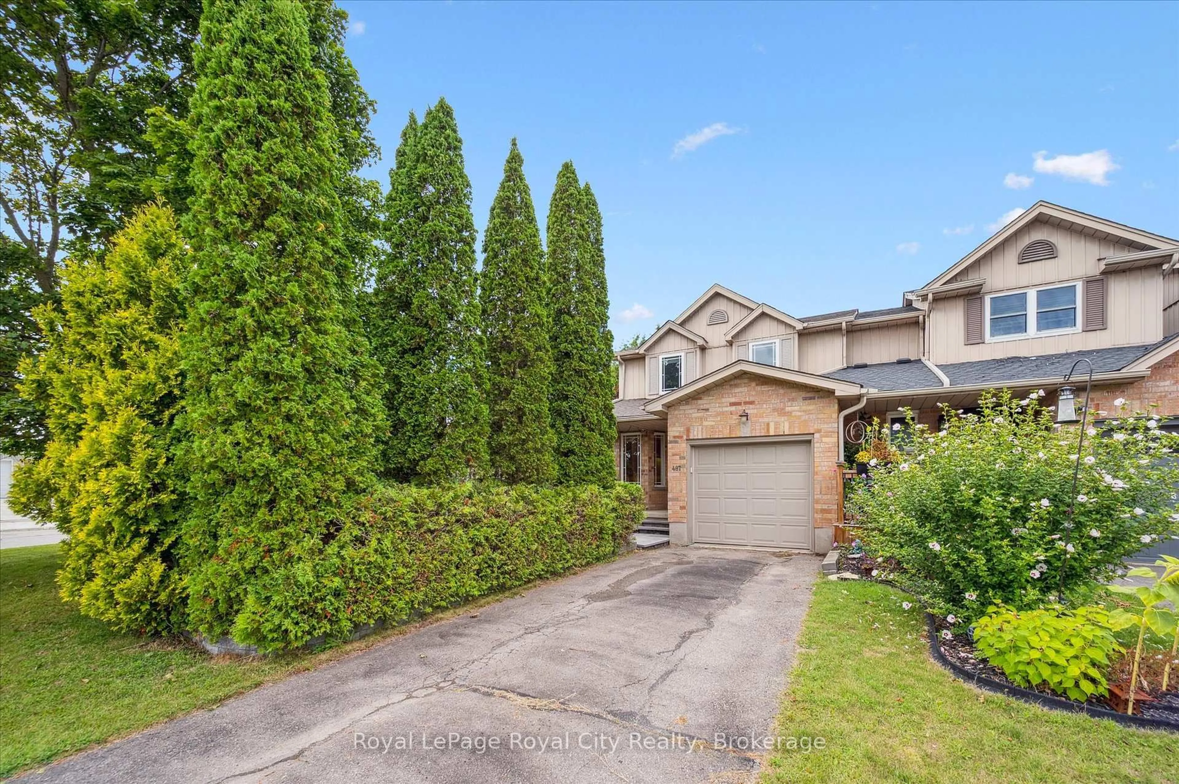 A pic from outside/outdoor area/front of a property/back of a property/a pic from drone, street for 487 Flannery Dr, Centre Wellington Ontario N1M 3P2