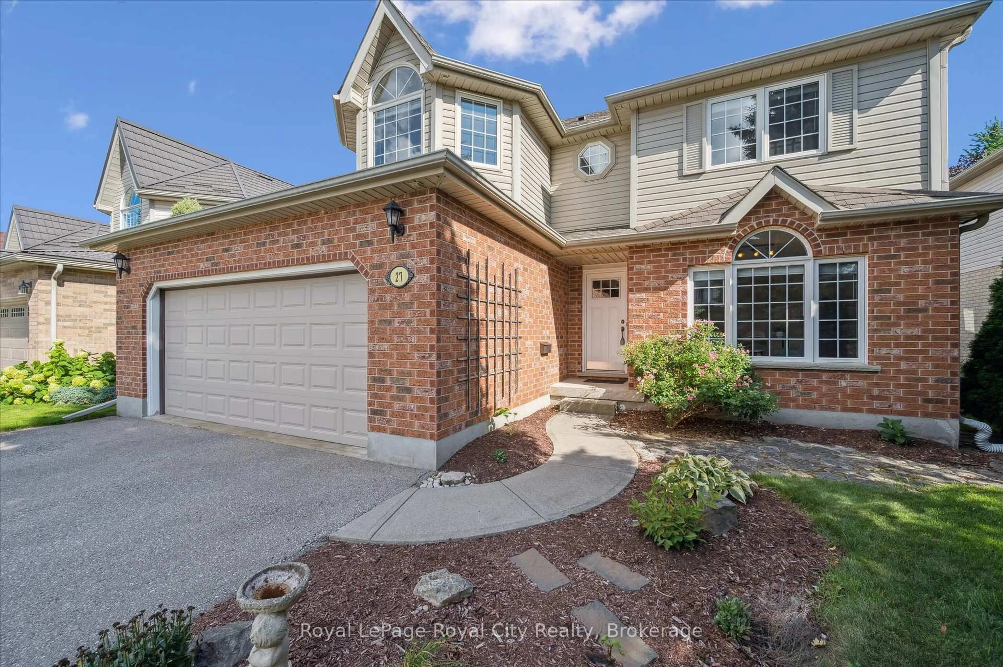 Home with brick exterior material, street for 27 Oakridge Cres, Guelph Ontario N1L 1J3
