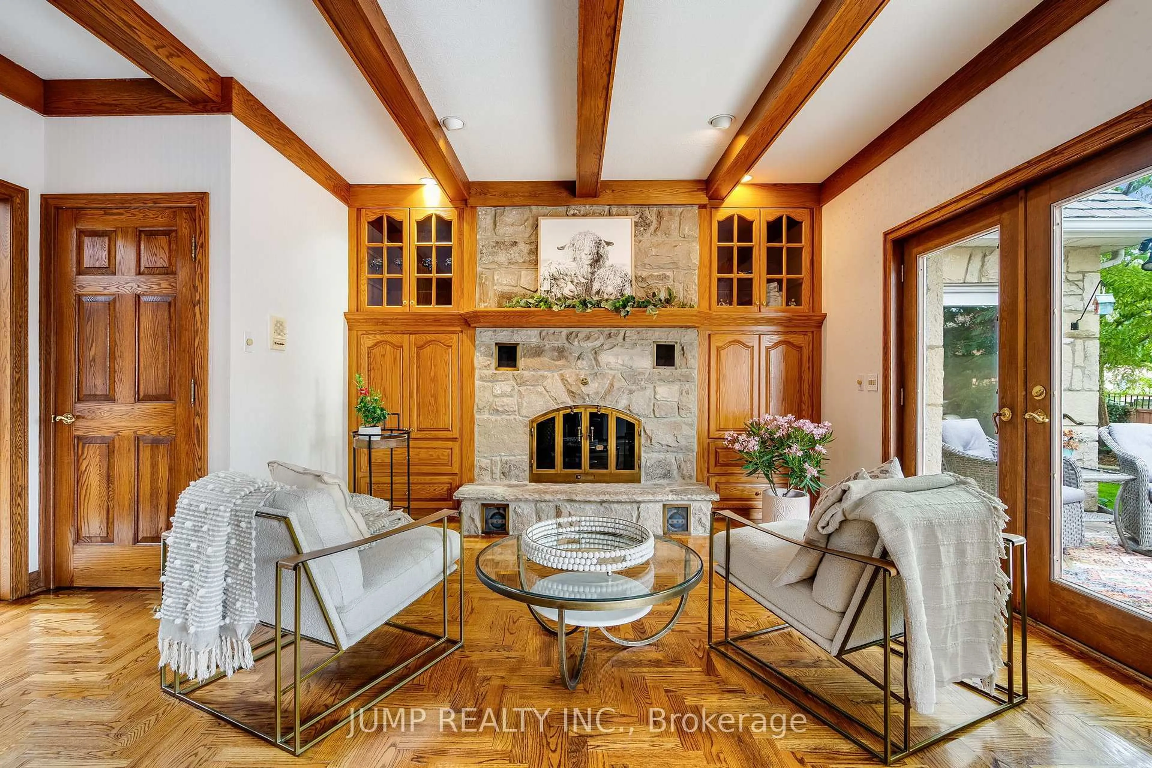 Living room with furniture, unknown for 323 Talbot St, Essex Ontario N8M 1C2