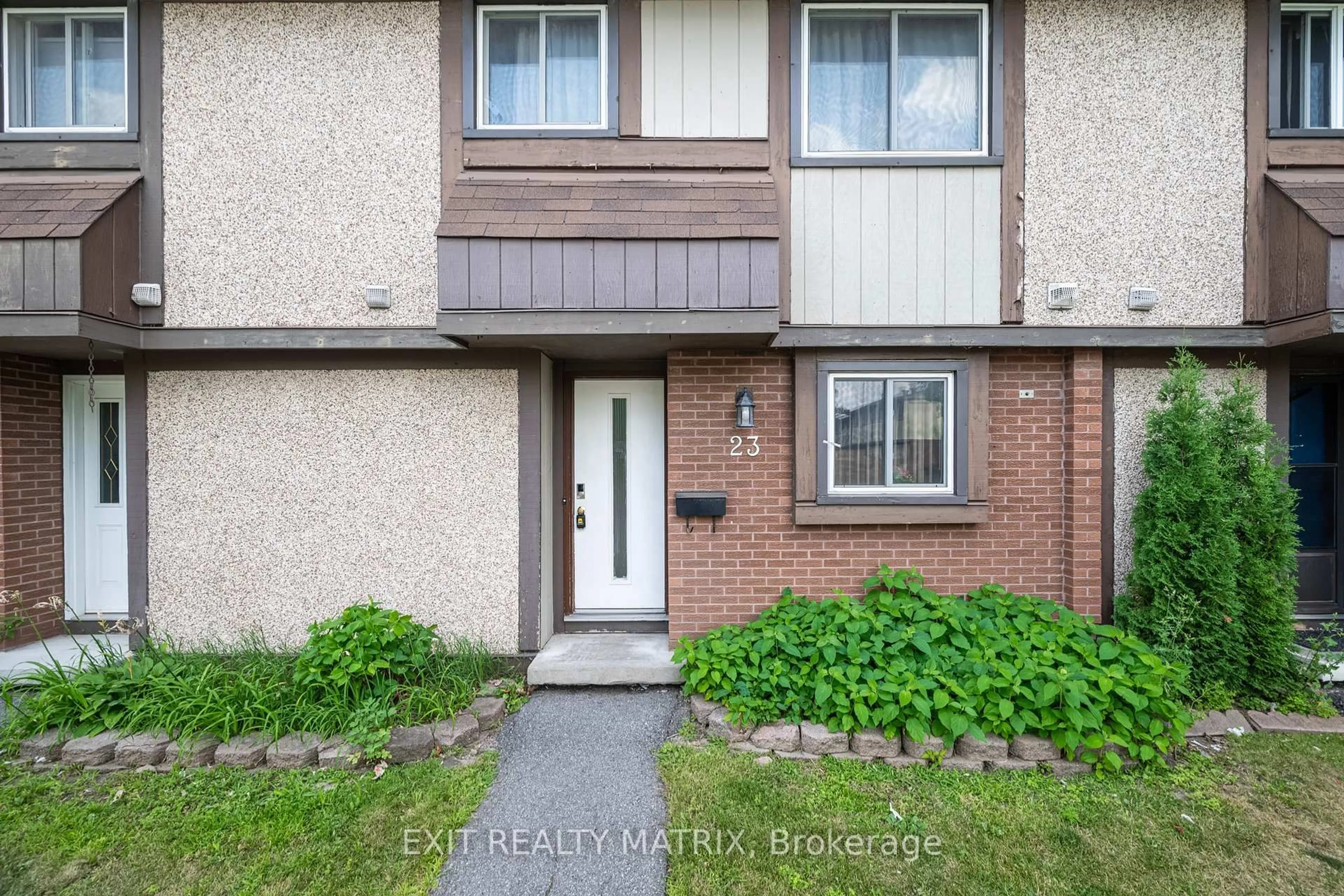 Unknown for 23 Pickford Dr, Kanata Ontario K2L 2C1