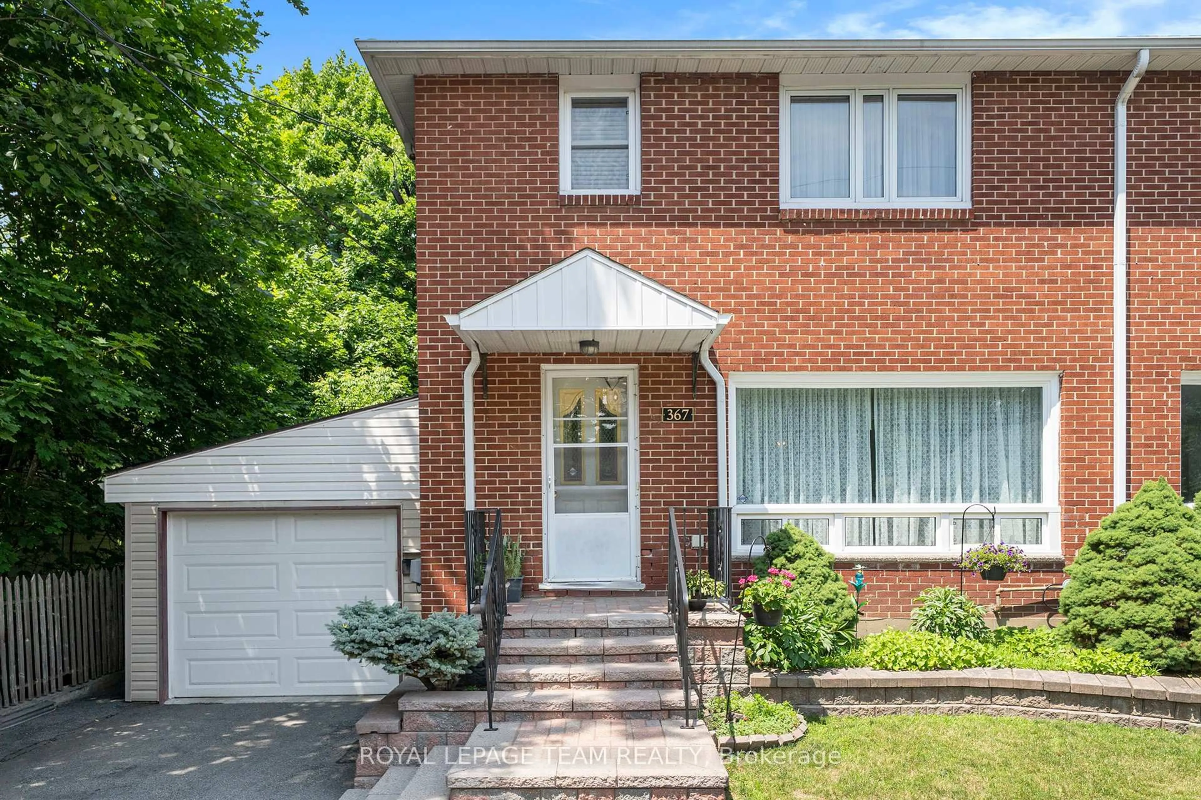 Home with brick exterior material, street for 367 Ravenhill Ave, Ottawa Ontario K2A 0J5
