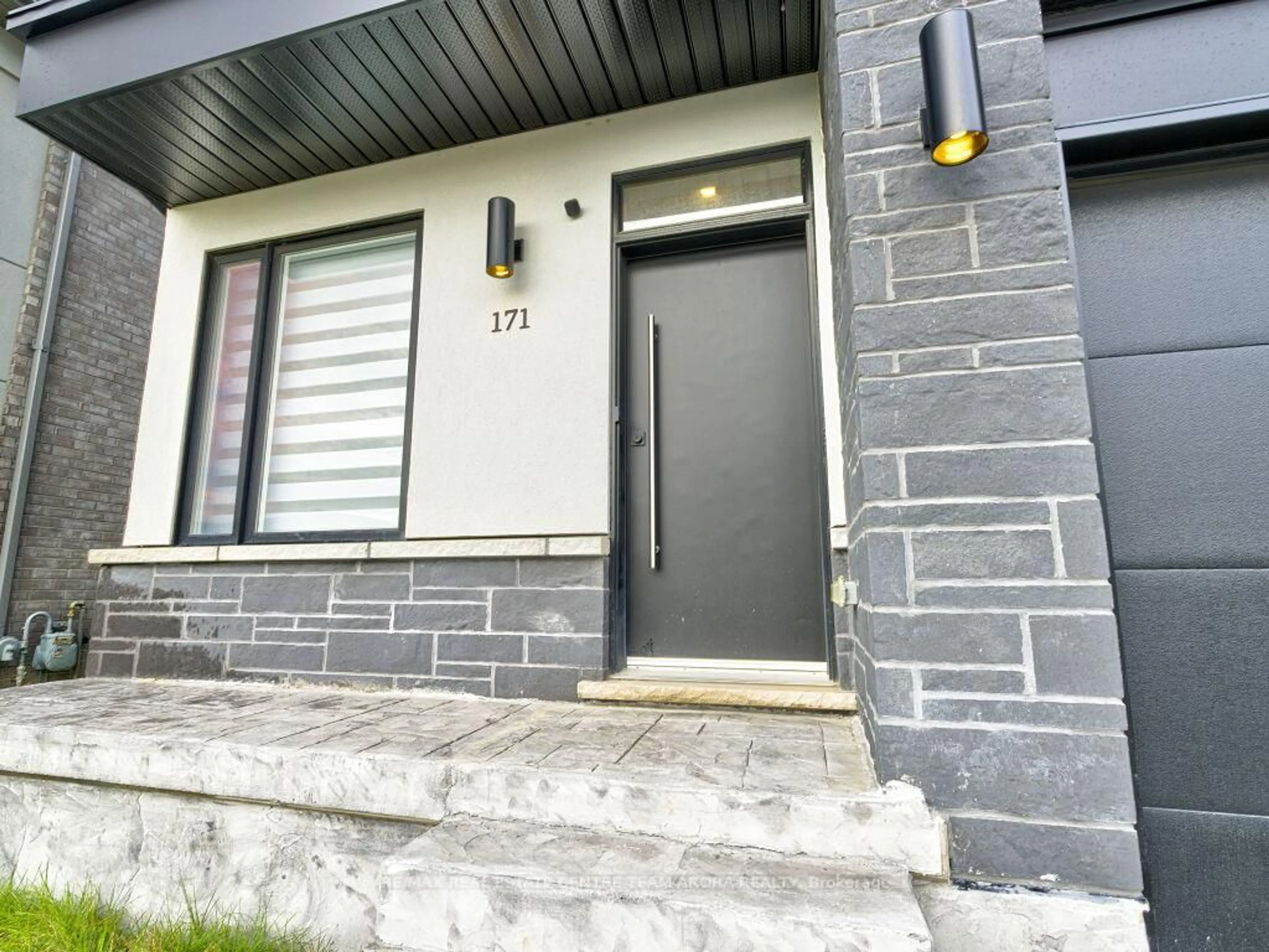 Unknown for 171 Klein Circ, Hamilton Ontario L9K 0K5